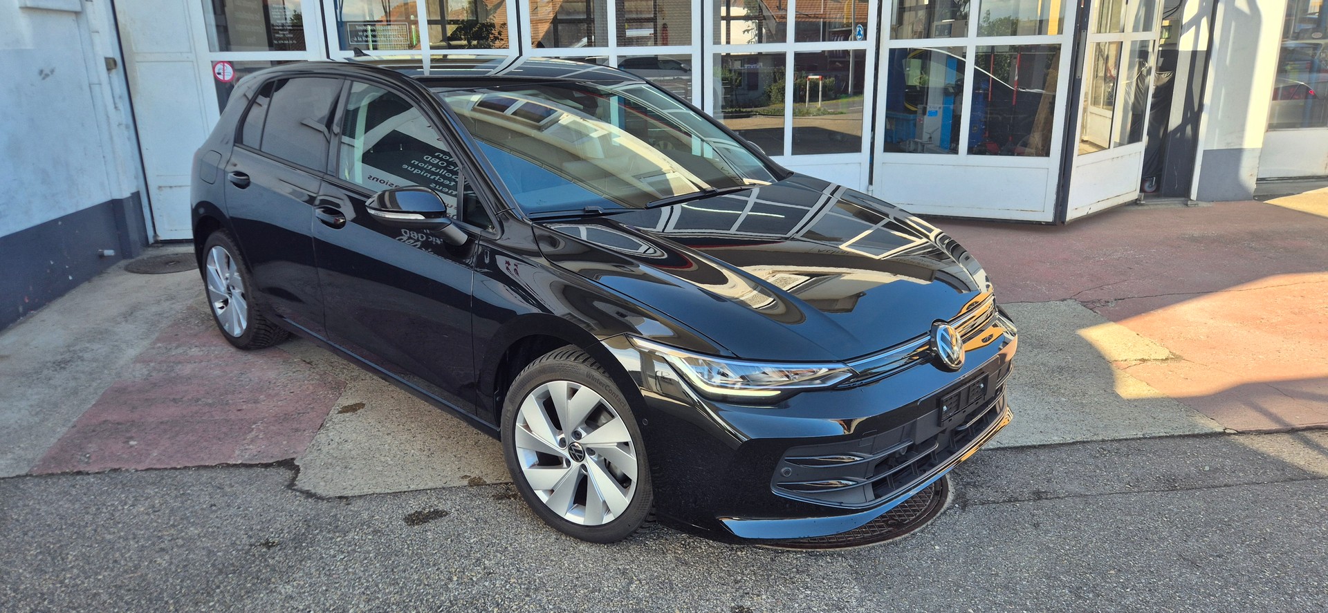 VW Golf 1.5 e TSI mHEV United DSG-image-0