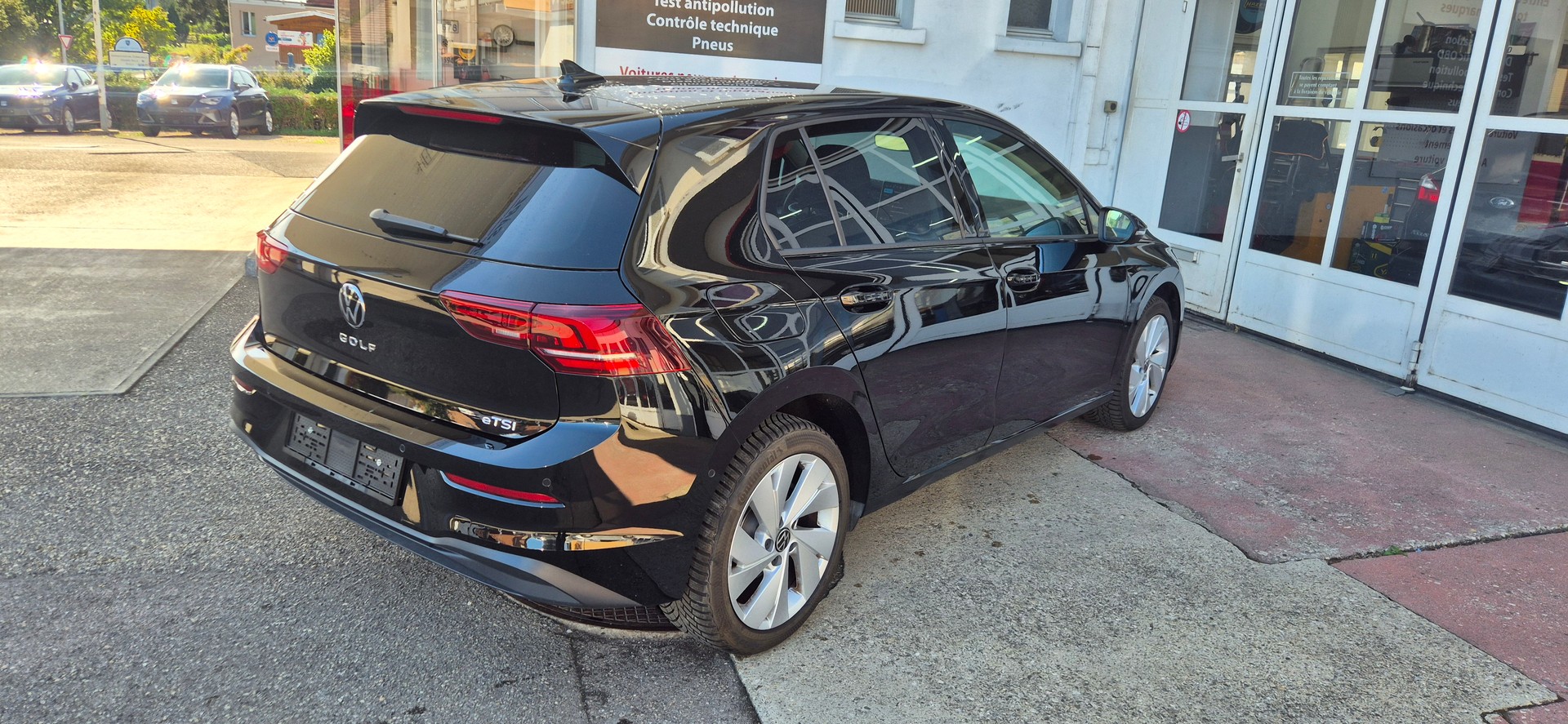 VW Golf 1.5 e TSI mHEV United DSG-image-5