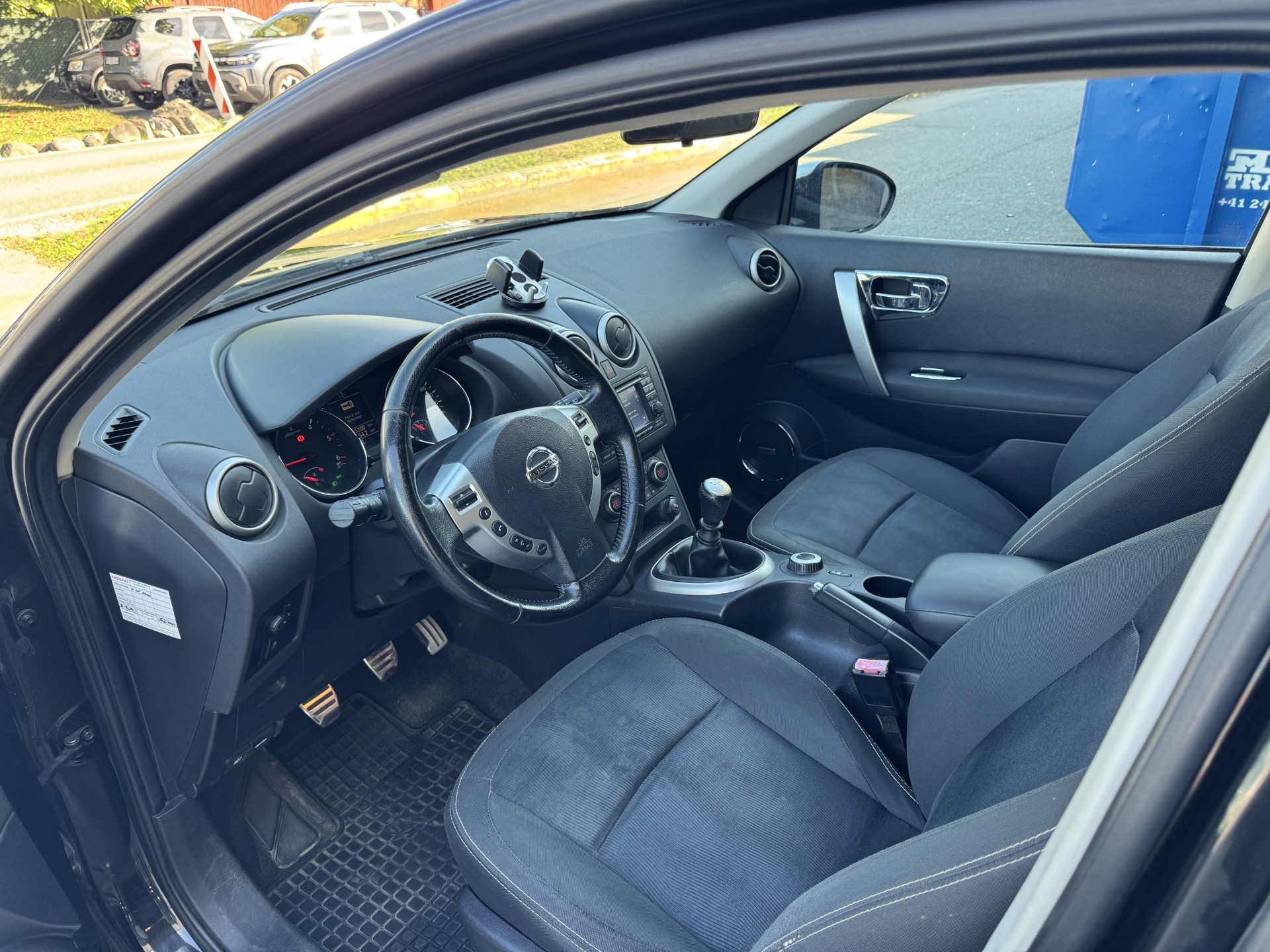 NISSAN Qashqai 2.0 DCI 4WD-image-7