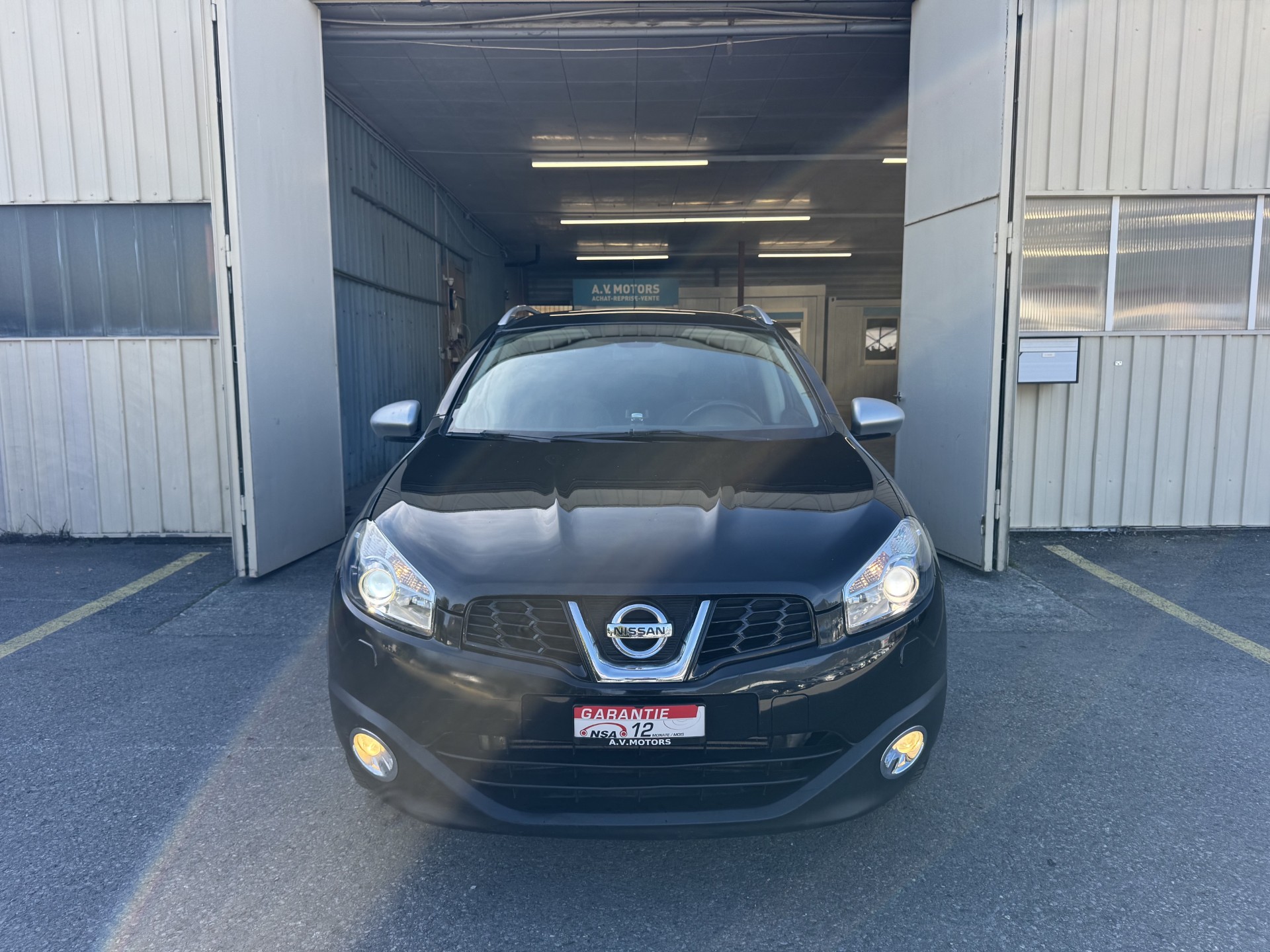 NISSAN Qashqai 2.0 DCI 4WD-image-2