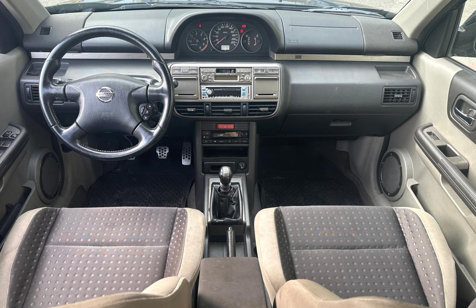 NISSAN X-Trail 2.2 DCI Comfort-image-6