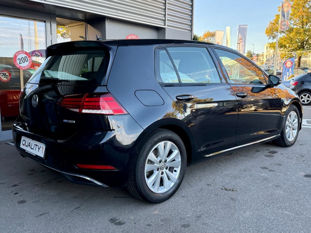 VW Golf 1.5 TSI EVO Comfortline DSG-image-2