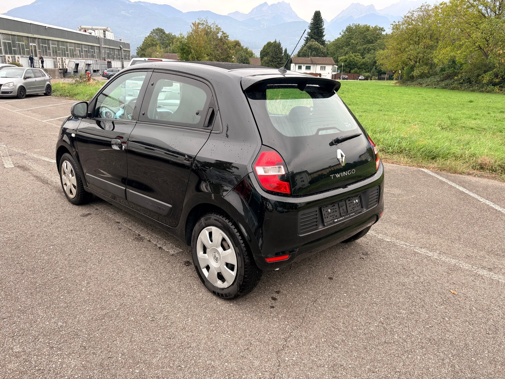 RENAULT Twingo 1.0 City-image-2
