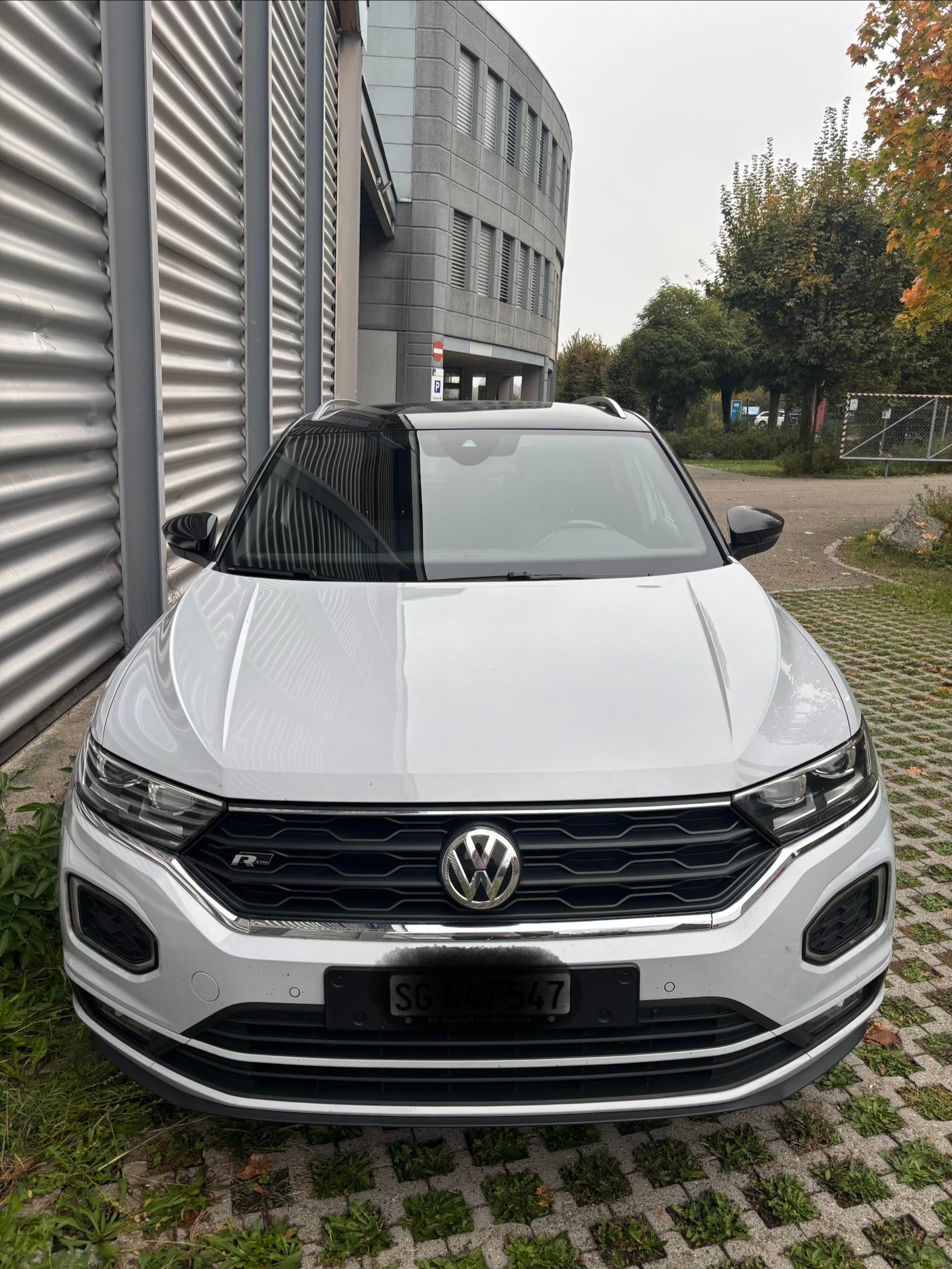 VW 1.5 TSI R-Line DSG-image-1