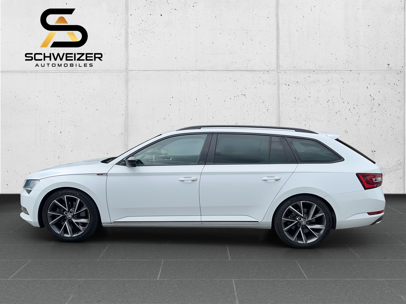 SKODA Superb Combi 2.0 TSI Sport Line DSG 4x4-image-3