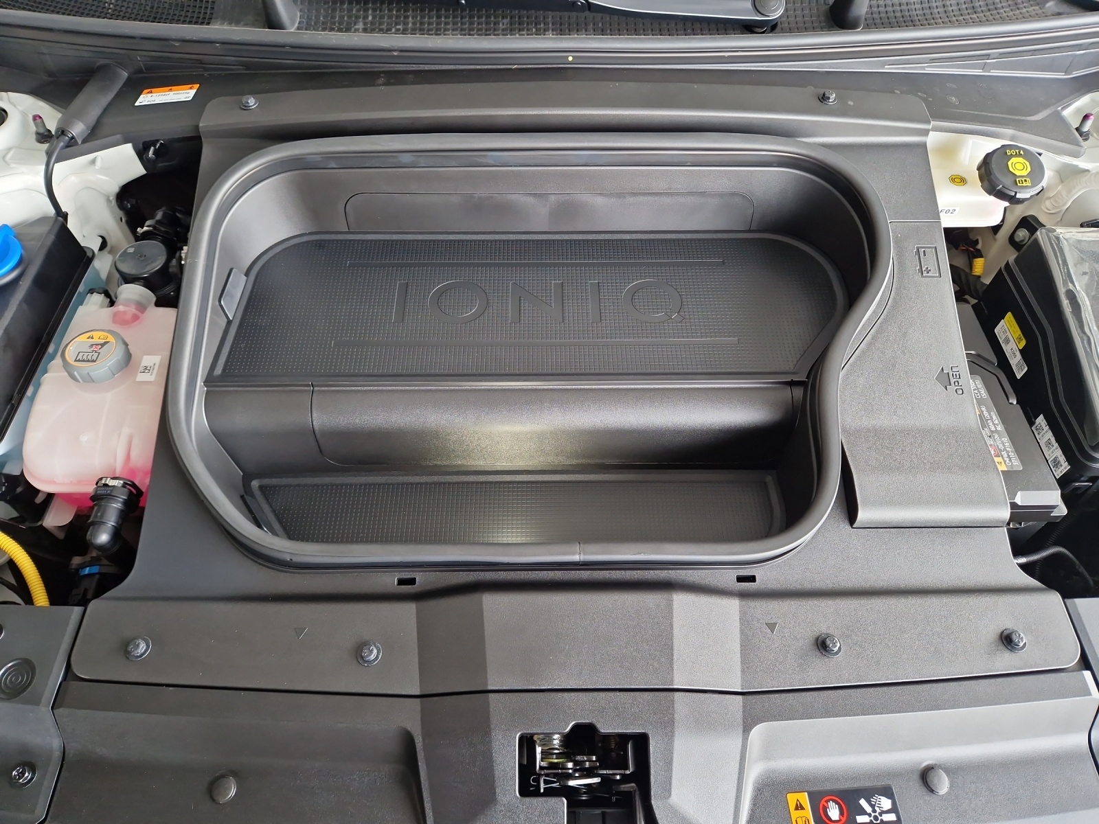 HYUNDAI Ioniq 6 Launch Edition 4WD-image-13