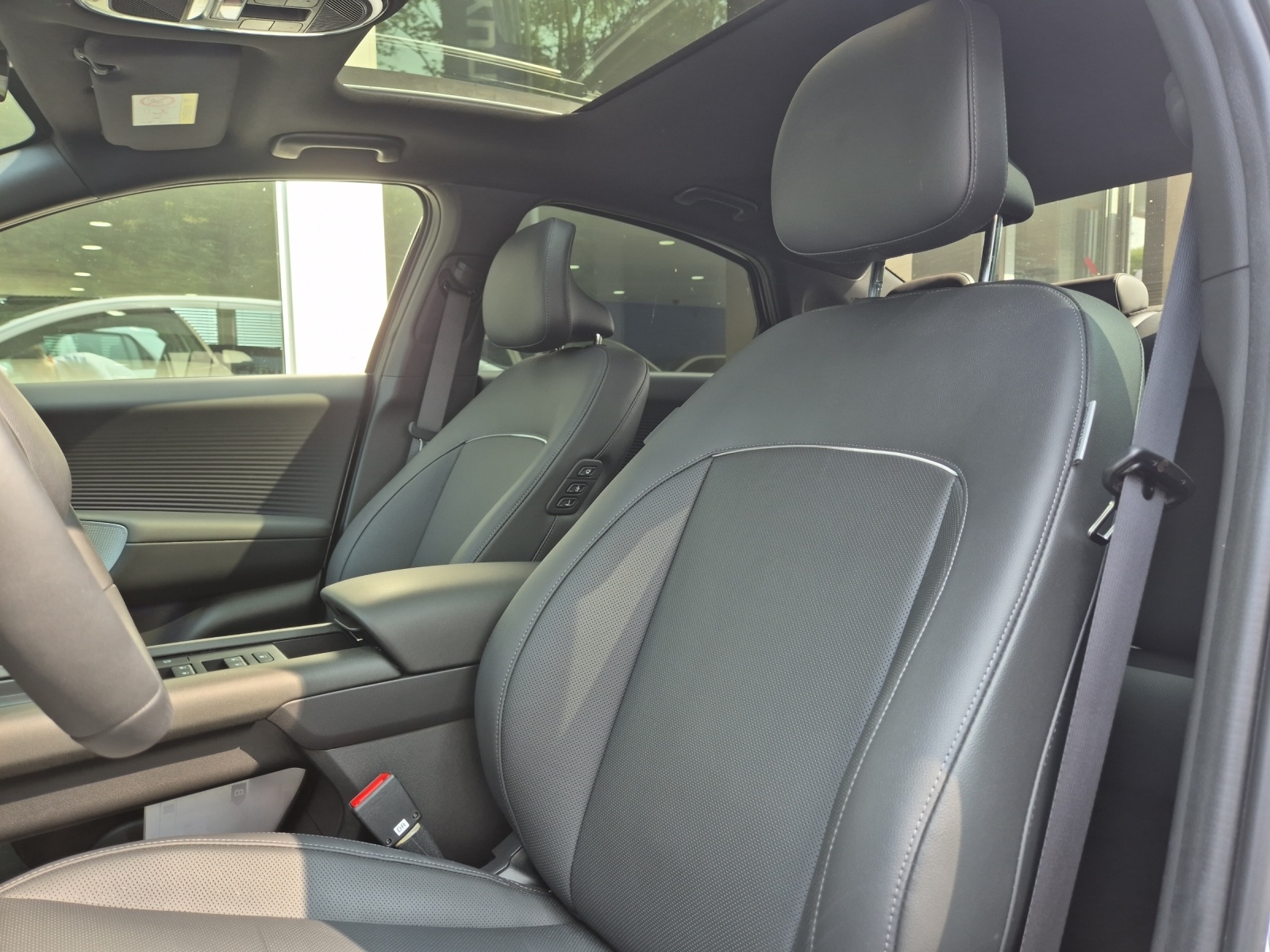 HYUNDAI Ioniq 6 Launch Edition 4WD-image-5