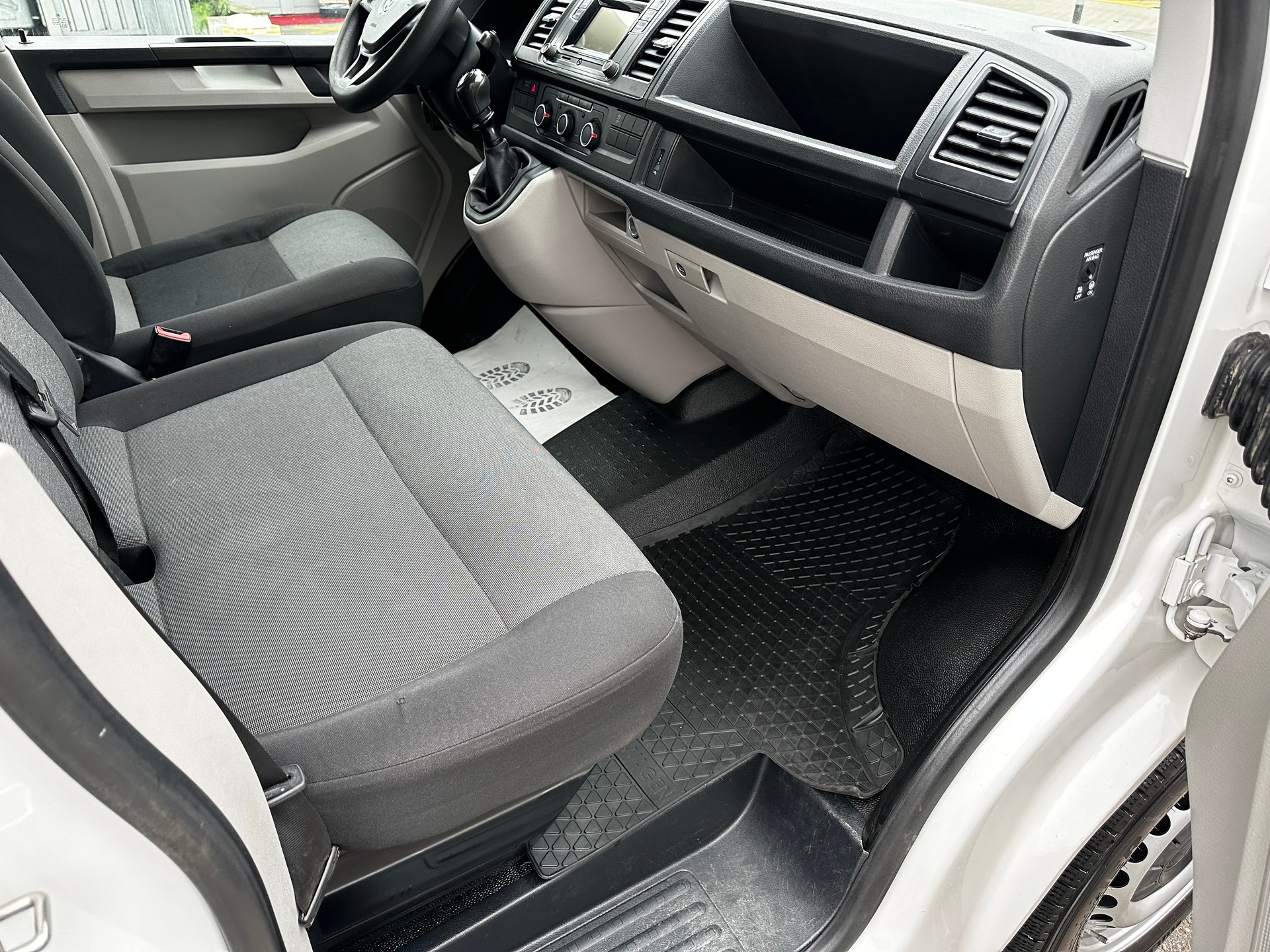 VW T6 2.0 TDI 4Motion-image-13