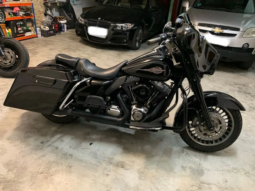 HARLEY-DAVIDSON Modell-image-2