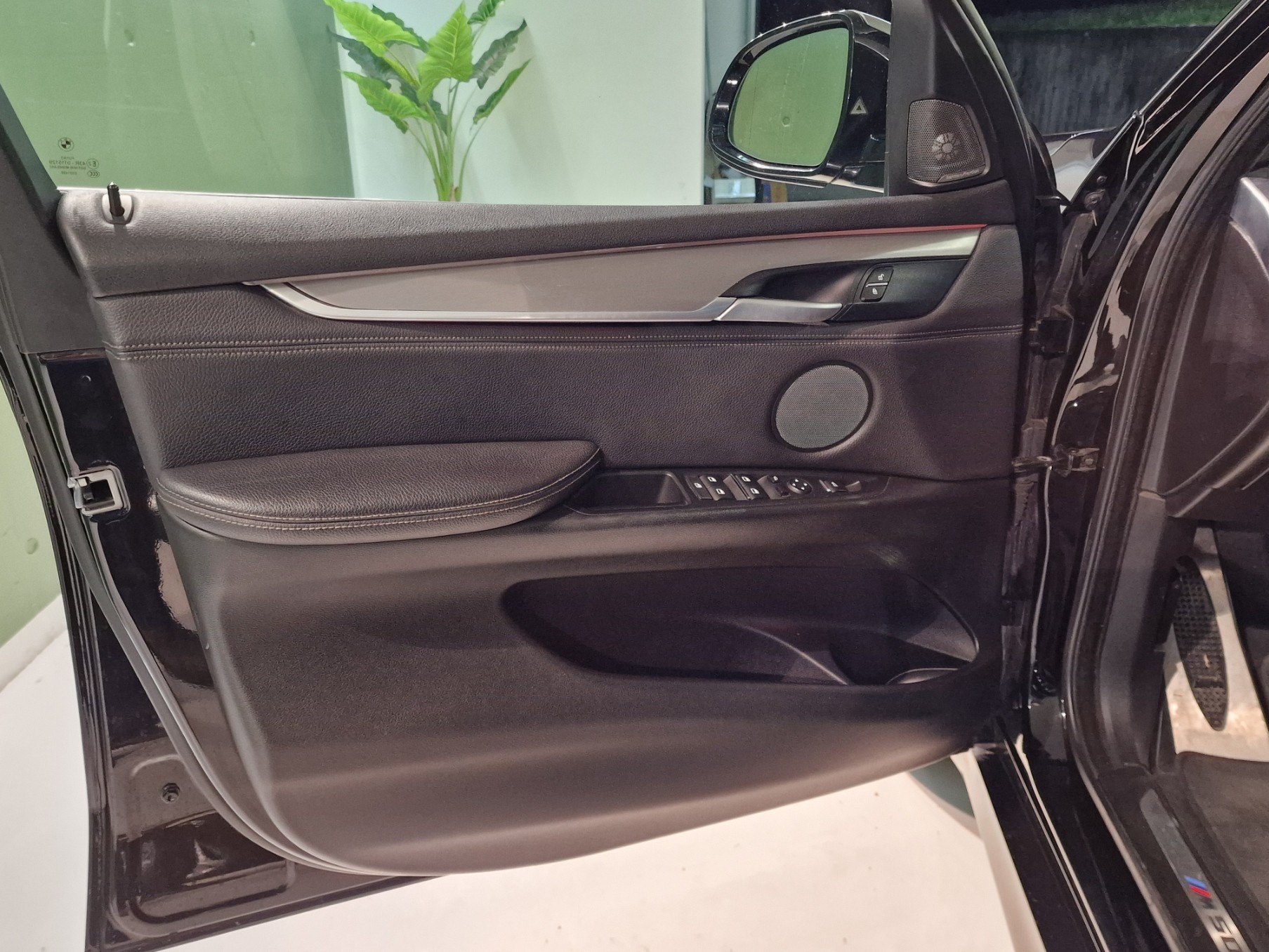 BMW X5 xDrive M50d Steptronic-image-6