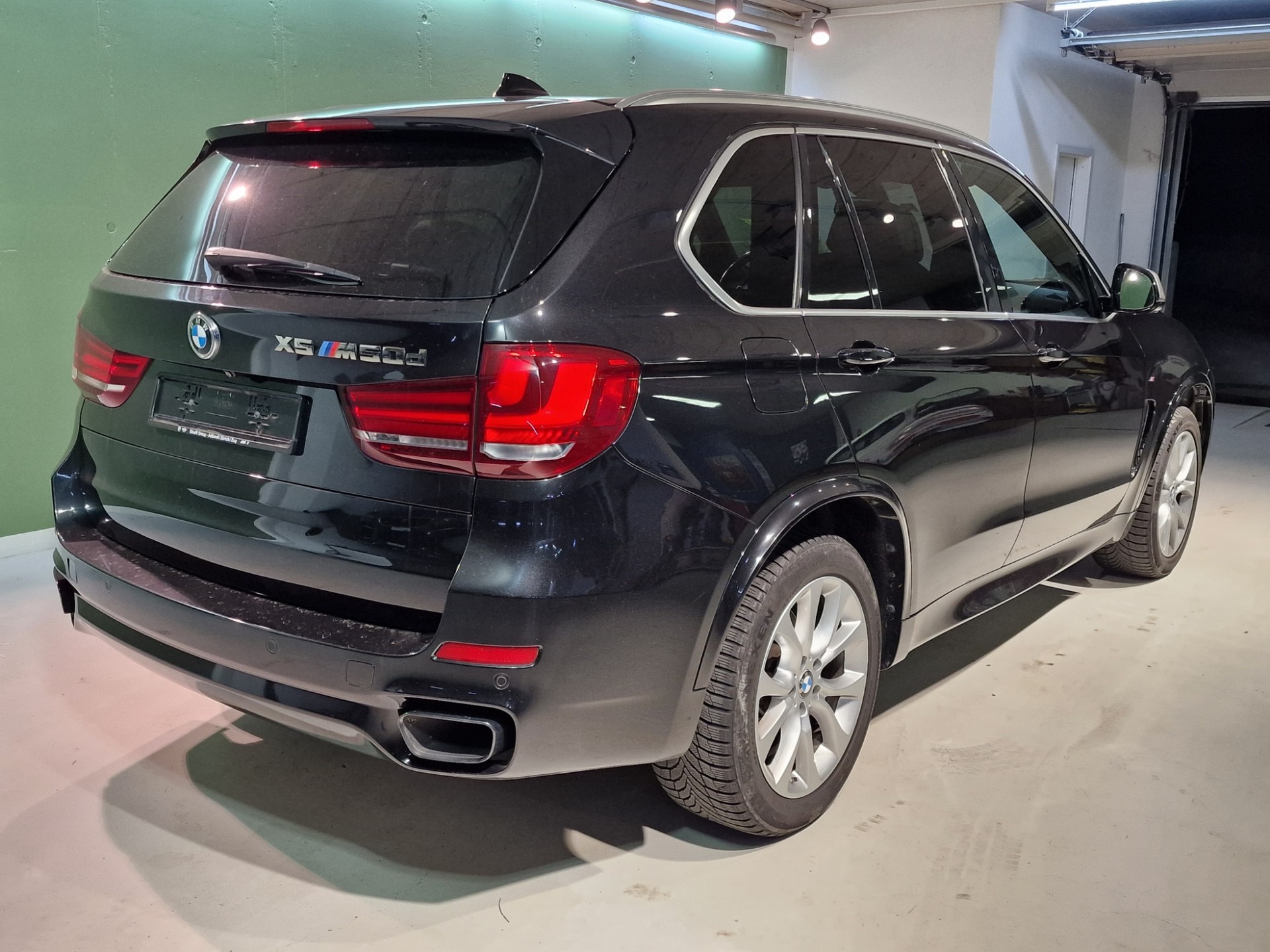 BMW X5 xDrive M50d Steptronic-image-4