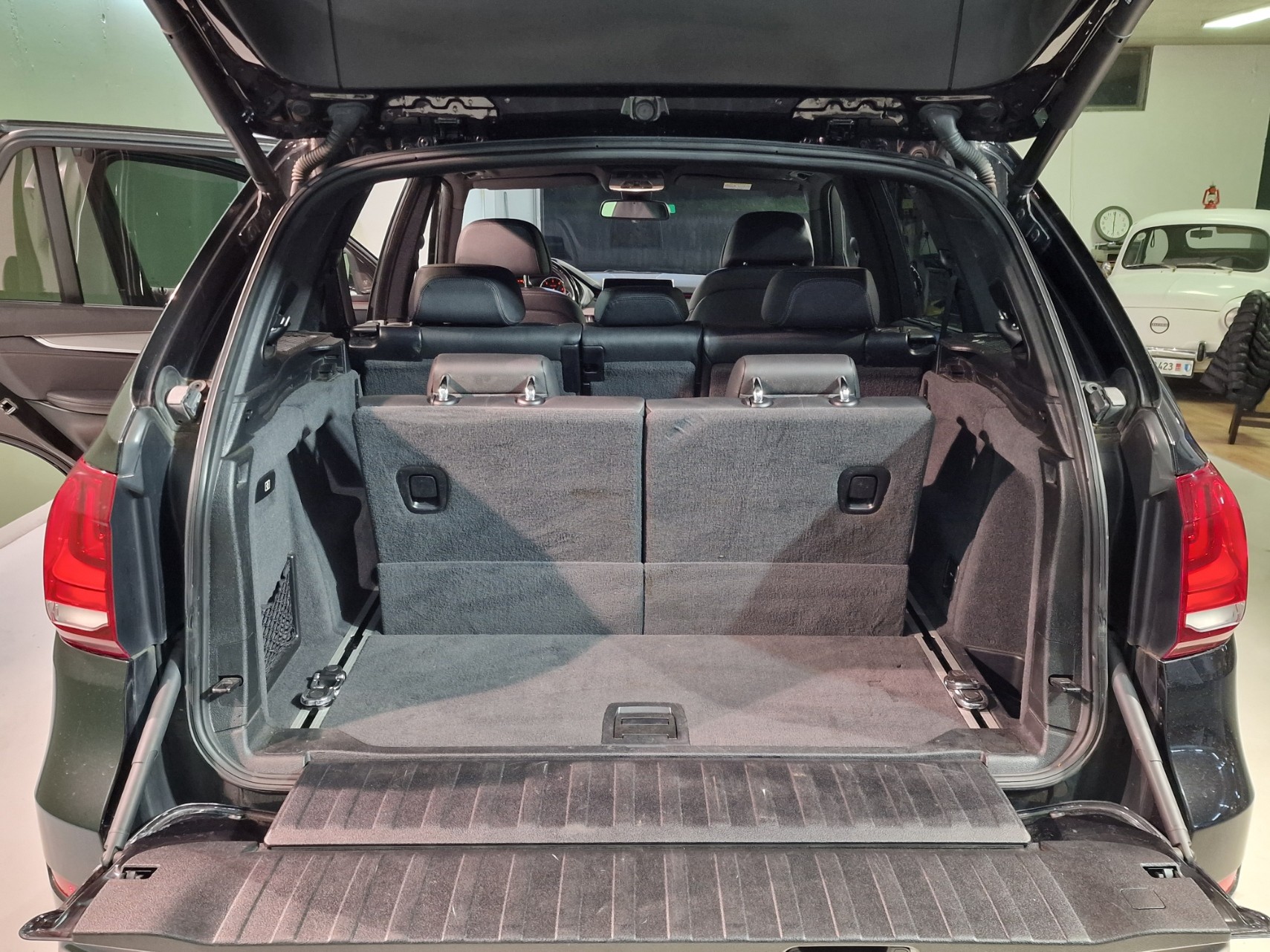 BMW X5 xDrive M50d Steptronic-image-10