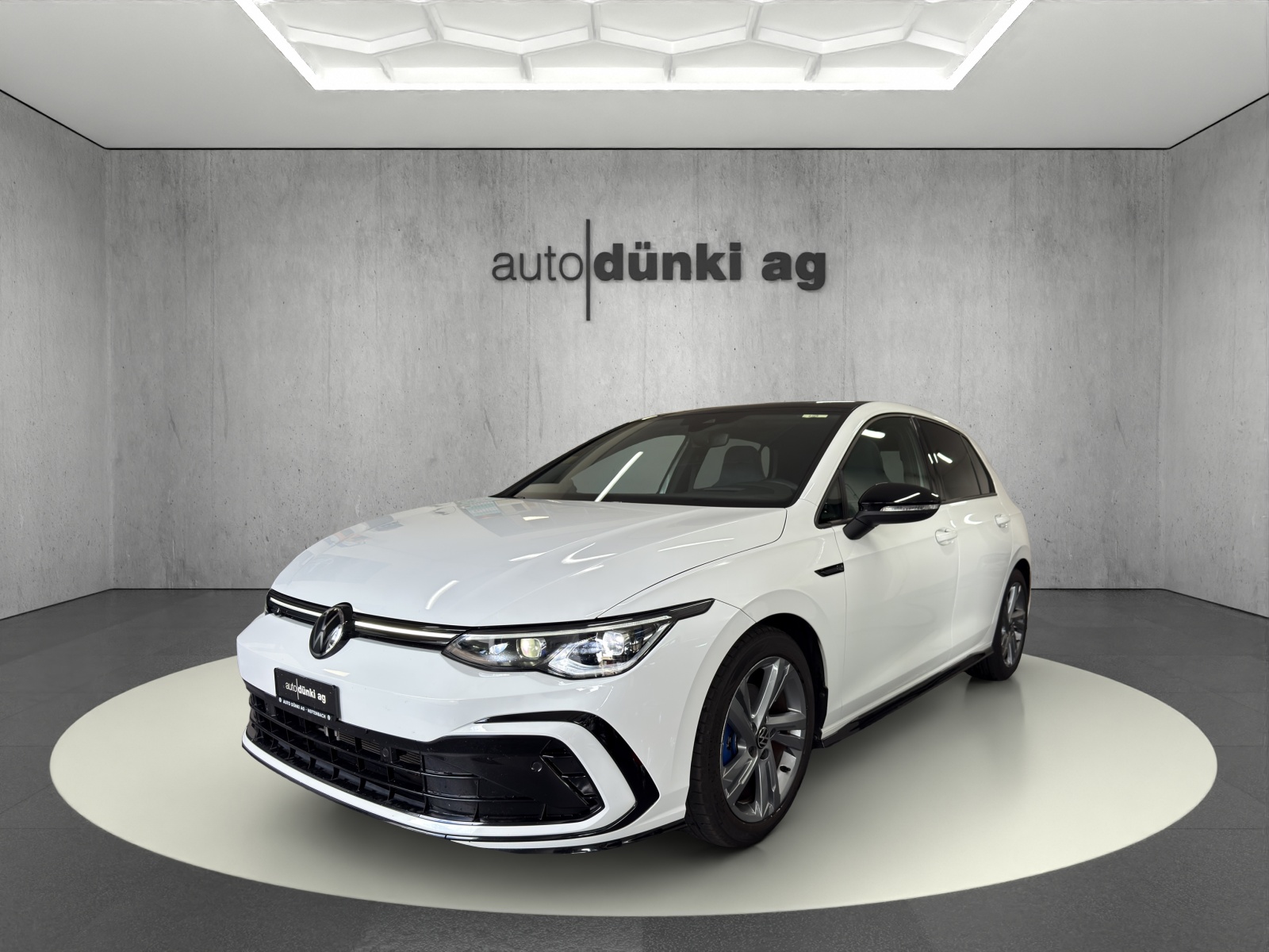 VW Golf 1.5 eTSI mHEV ACT R-Line DSG-image-0