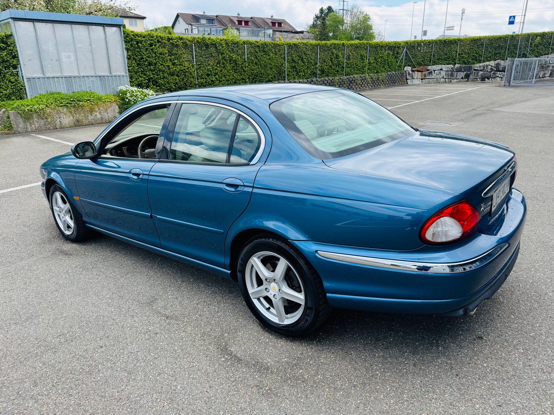JAGUAR X-Type 2.5 V6 Traction4 Executive-image-3