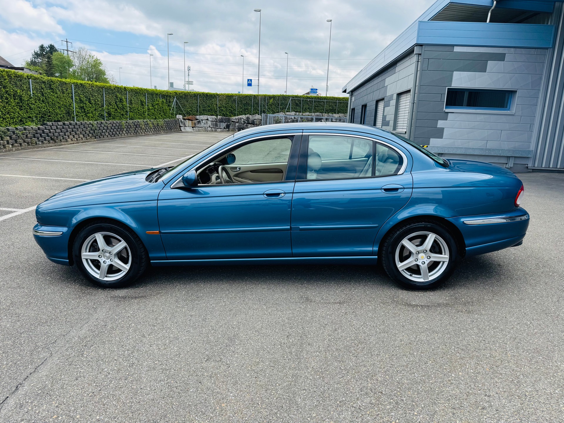 JAGUAR X-Type 2.5 V6 Traction4 Executive-image-1