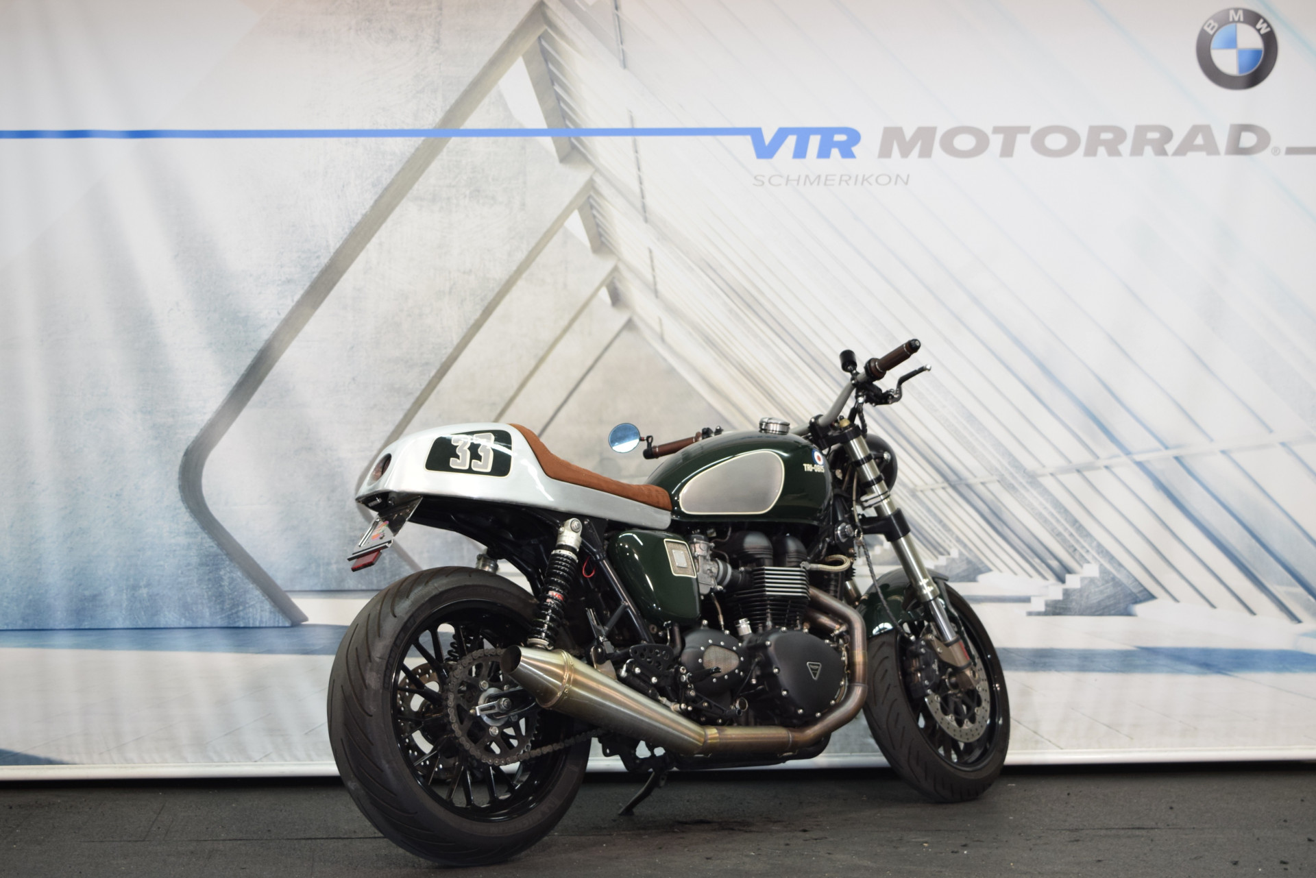 TRIUMPH Thruxton 900 High-End Custom Bike by britalmoto-showroom-element-2