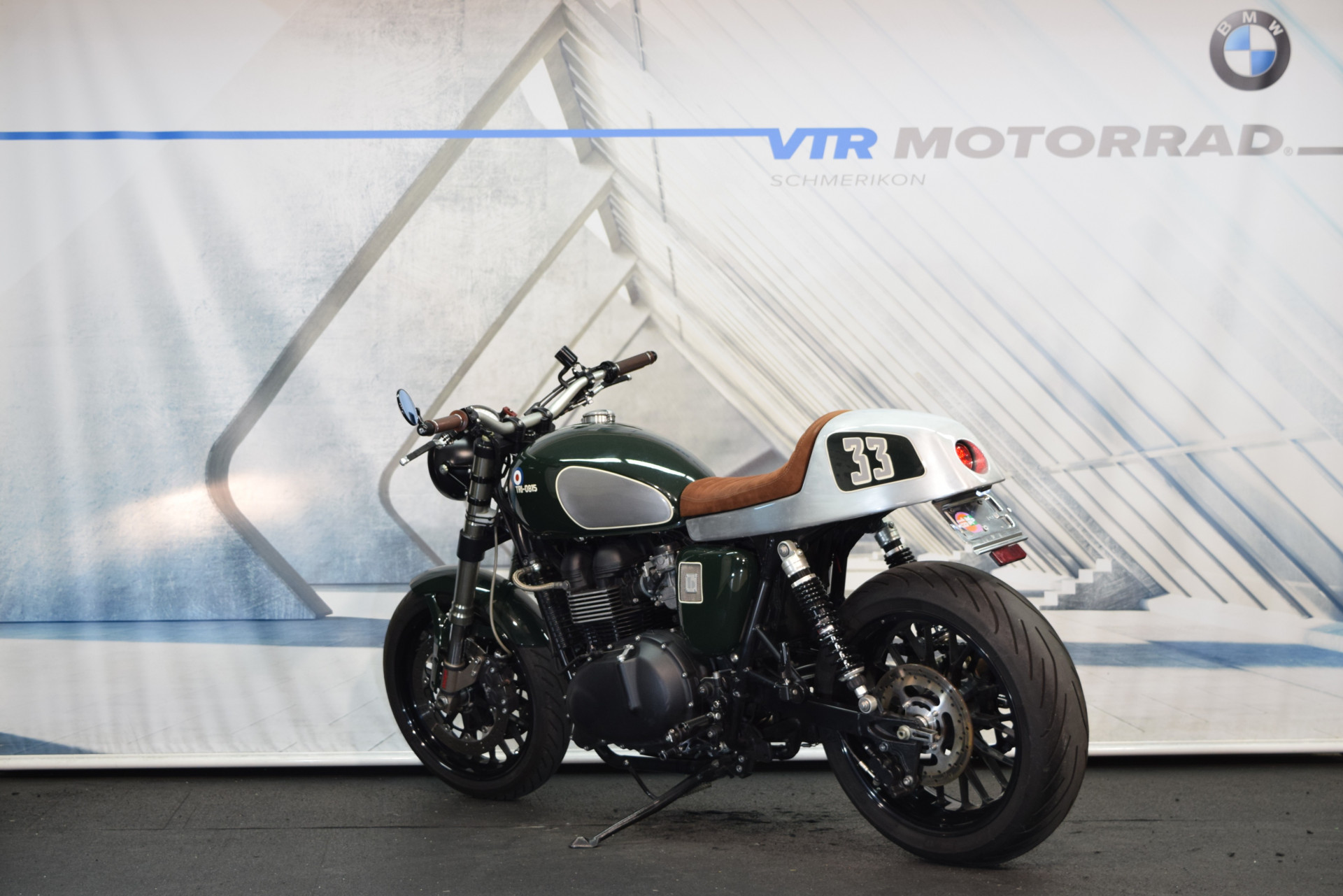 TRIUMPH Thruxton 900 High-End Custom Bike by britalmoto-showroom-element-3