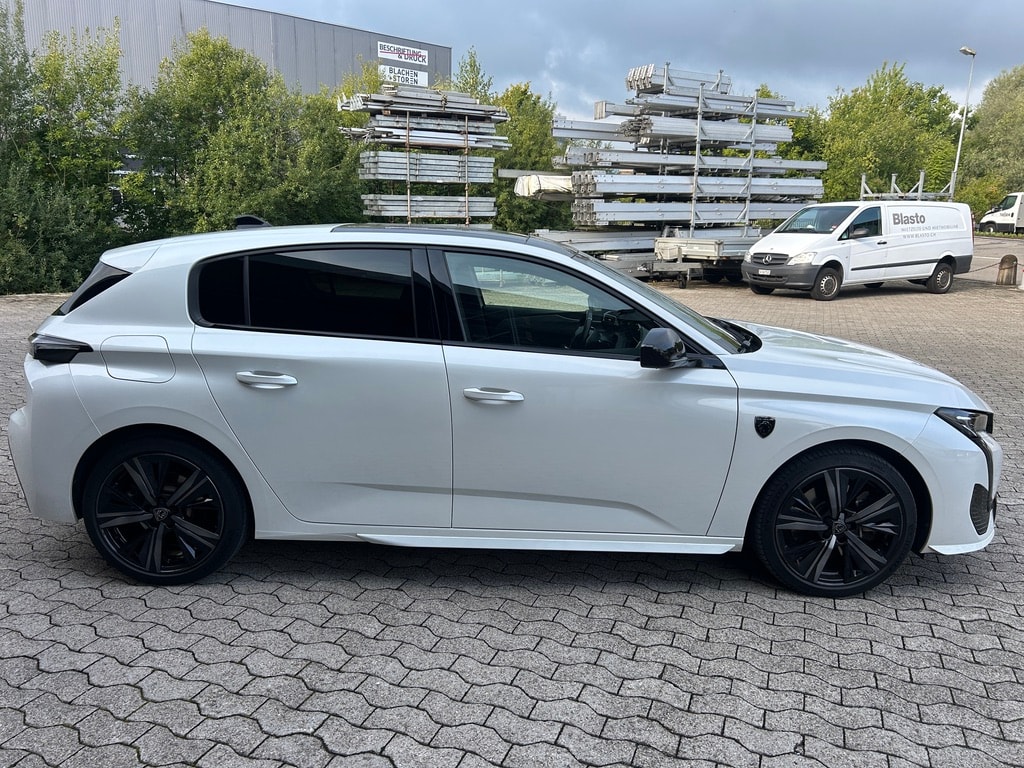 PEUGEOT 308 1.6 PHEV 225 GT-image-5