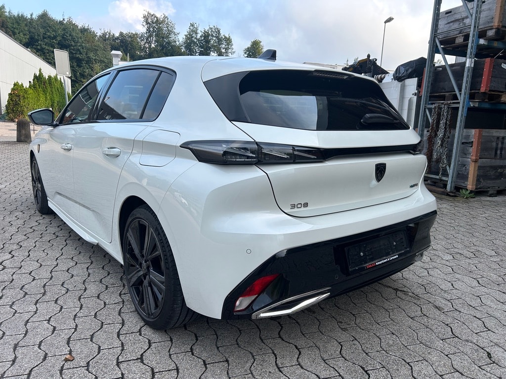 PEUGEOT 308 1.6 PHEV 225 GT-image-2