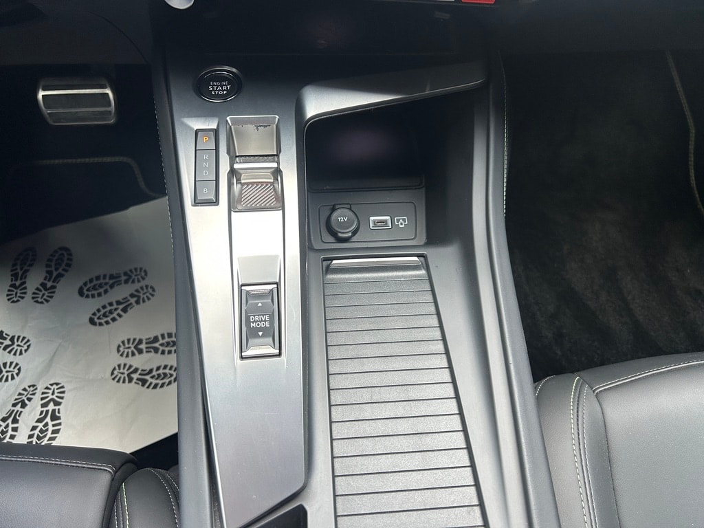 PEUGEOT 308 1.6 PHEV 225 GT-image-11