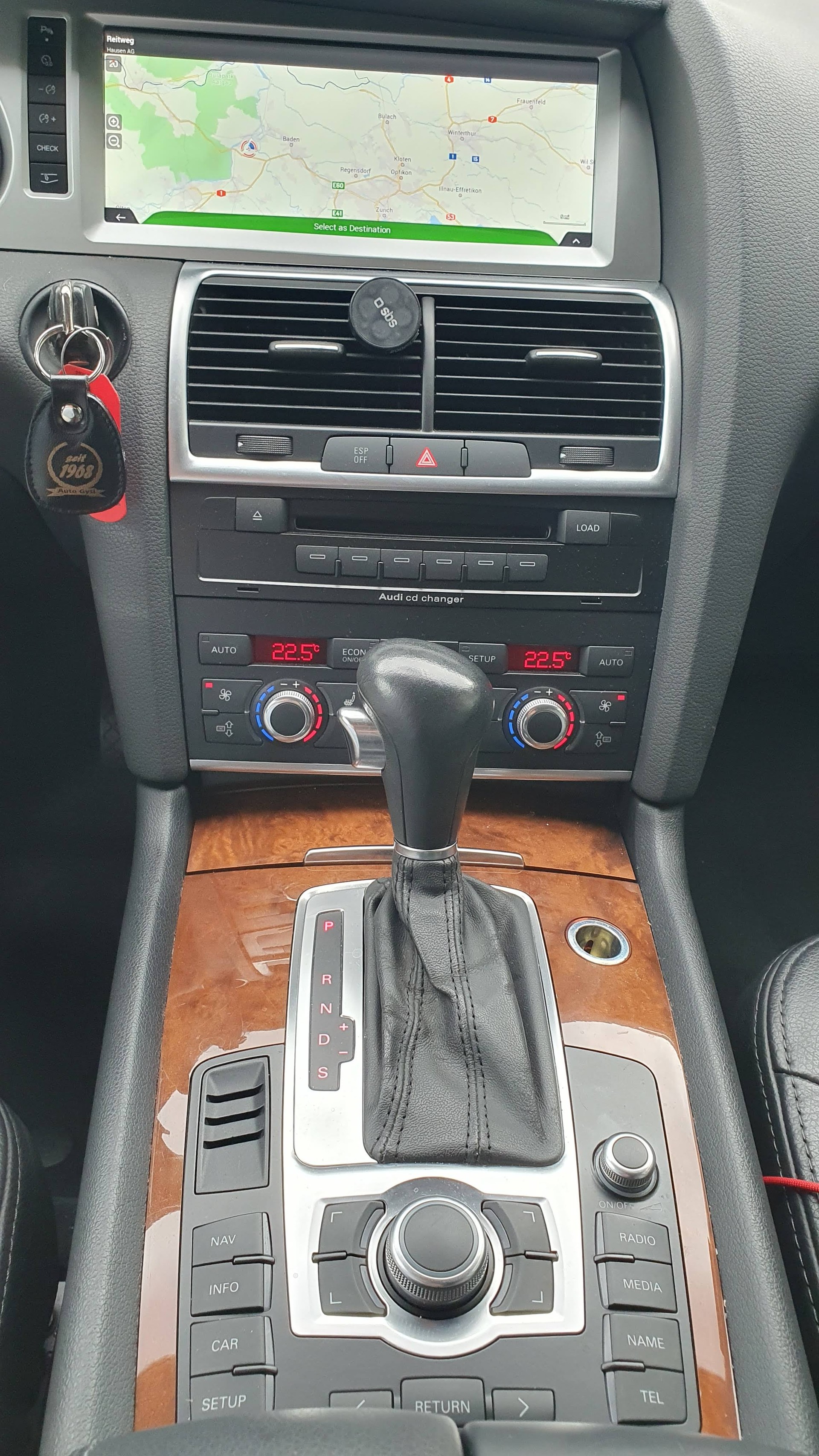 AUDI Q7 3.0 TDI quattro-image-7