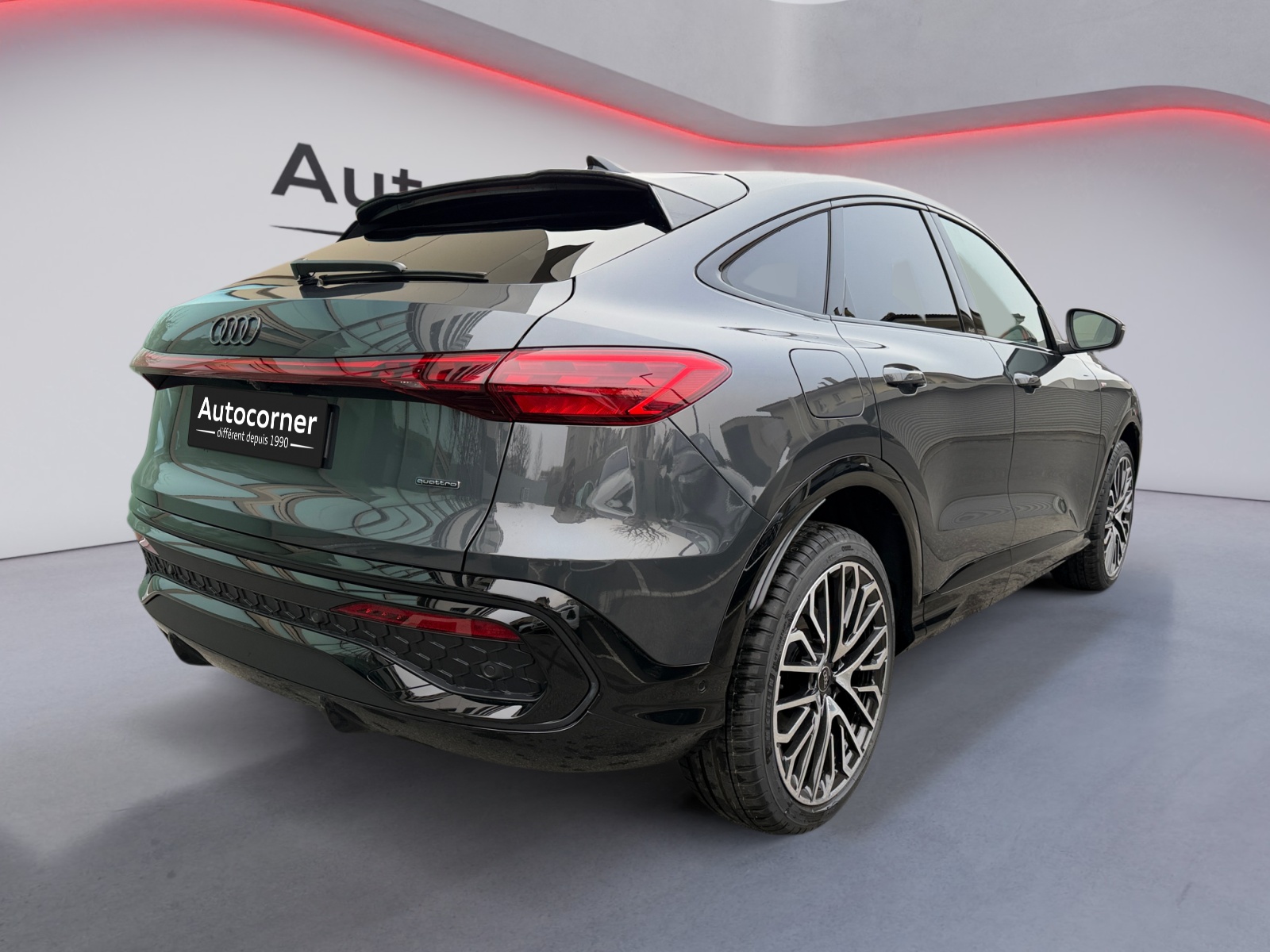 AUDI Q5 Sportback TDI quattro 150 kW S-tronic-image-4
