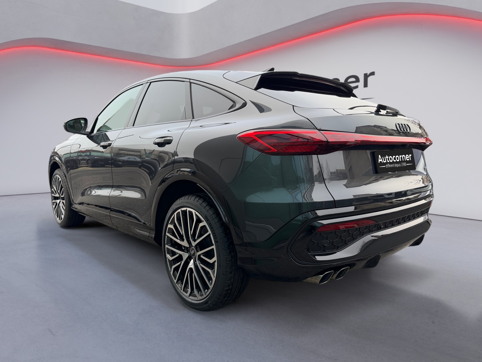 AUDI Q5 Sportback TDI quattro 150 kW S-tronic-image-2