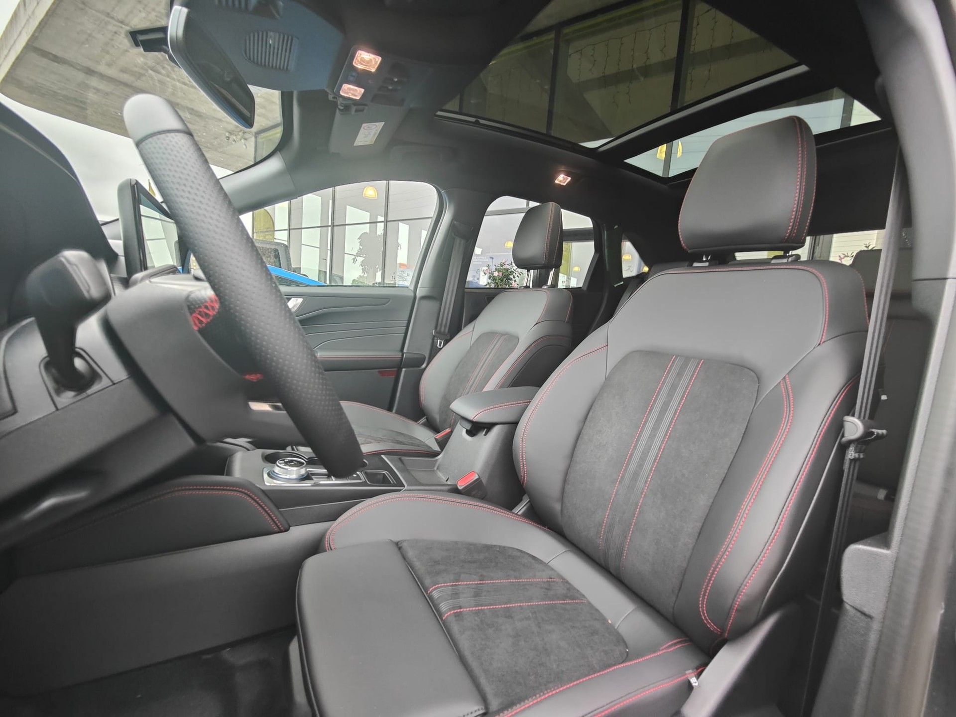 FORD Kuga 1.5 SCTi ST-Line X Automat FWD-image-6