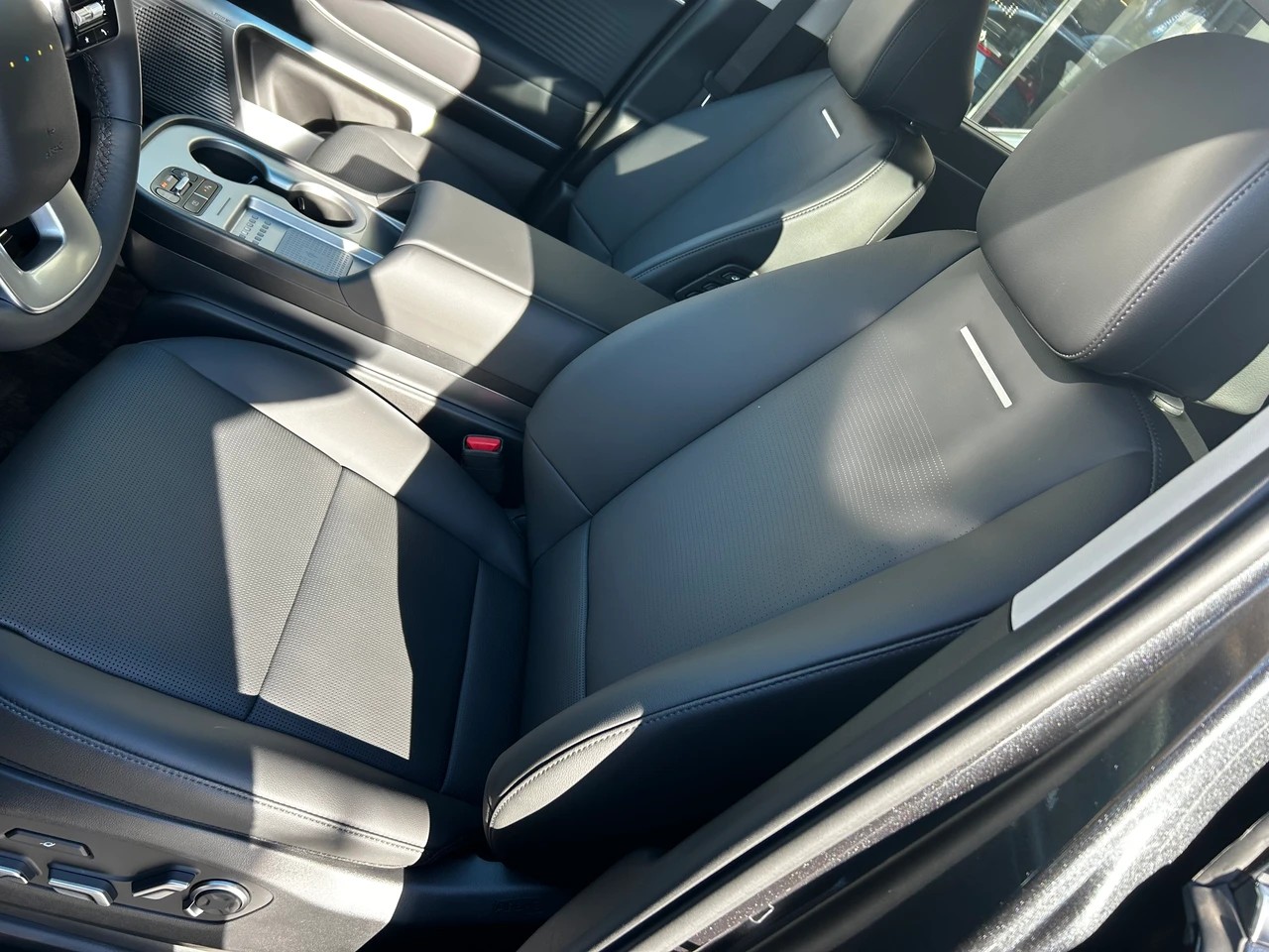 HYUNDAI IONIQ 9 Vertex 110kWh 4WD-image-11