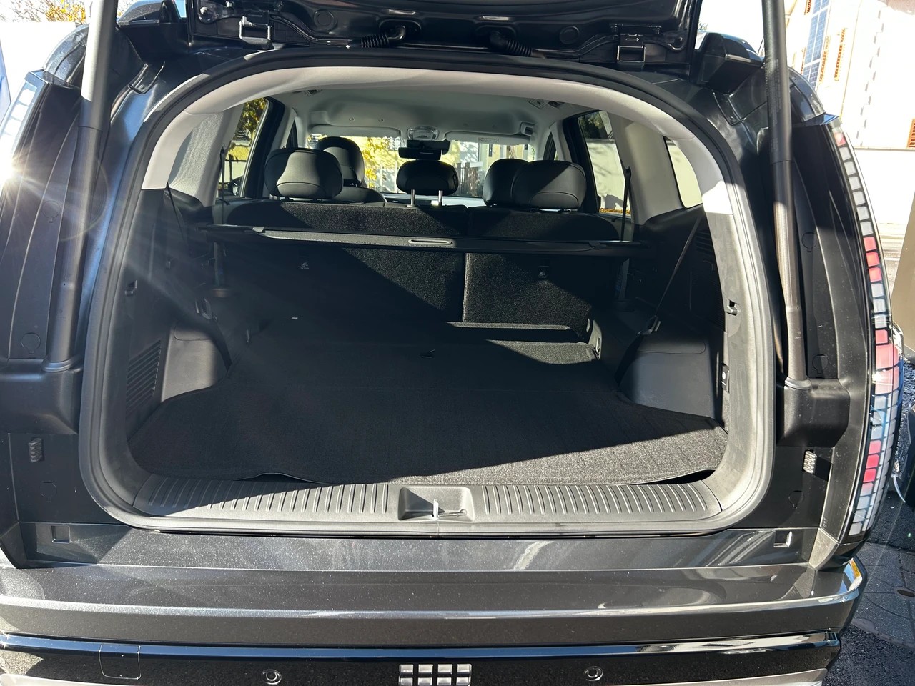 HYUNDAI IONIQ 9 Vertex 110kWh 4WD-image-15