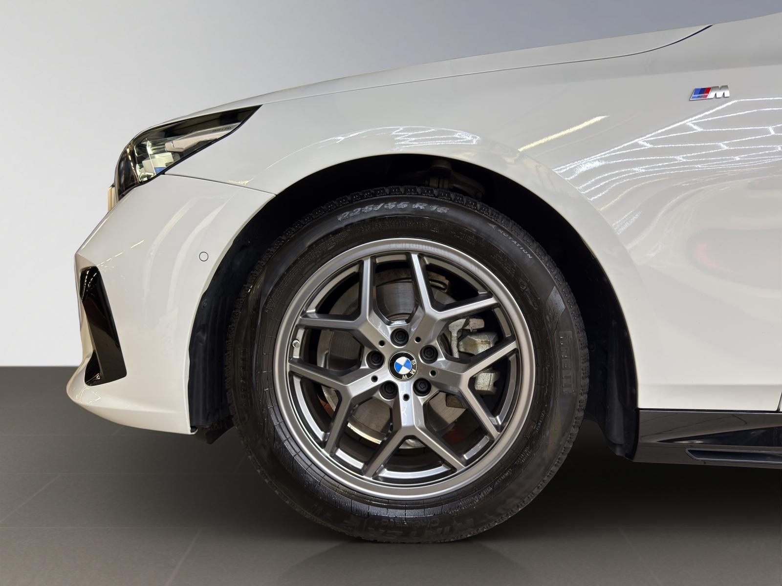 BMW 520d xDrive Touring M Sport-image-17