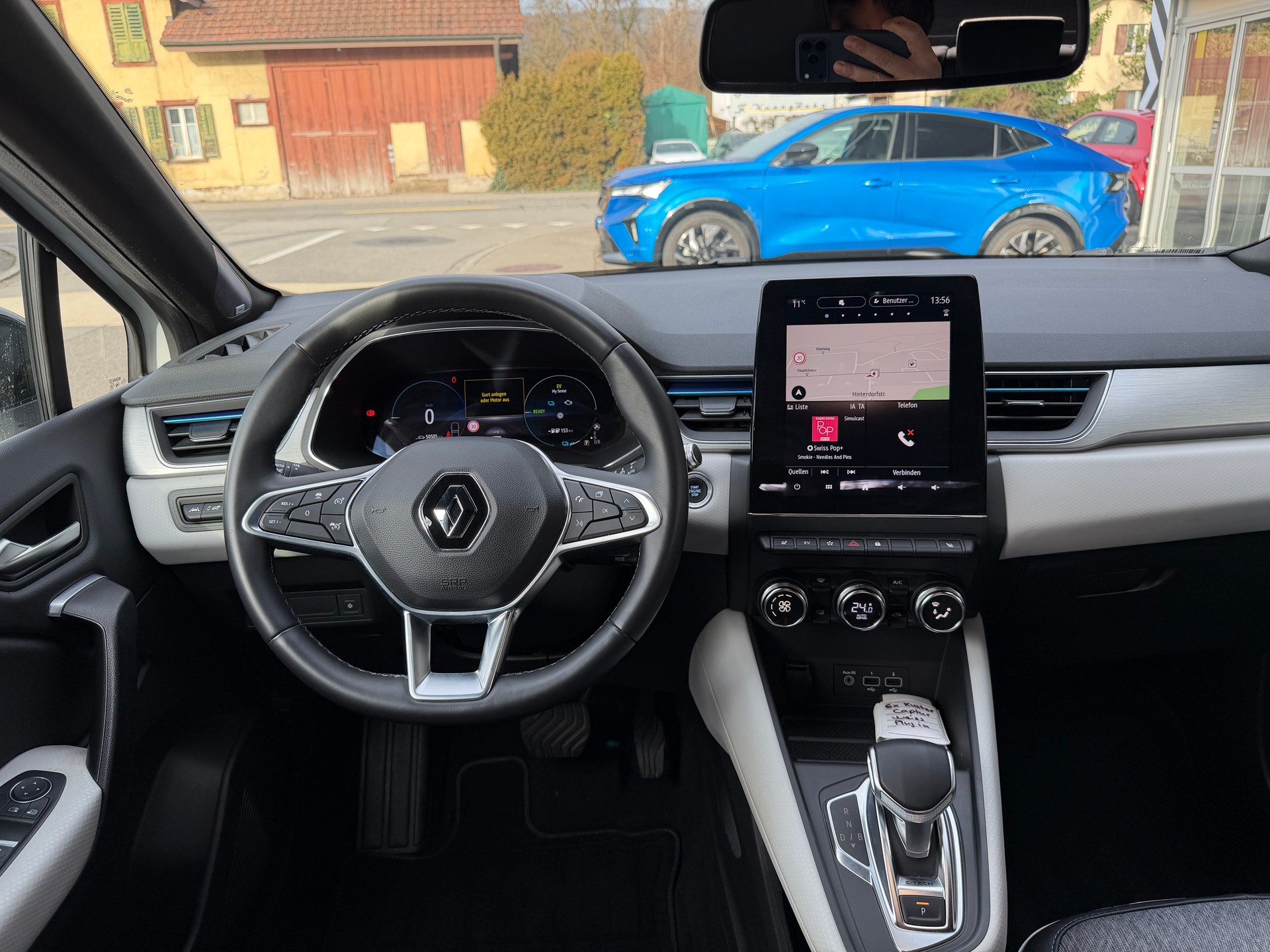 RENAULT Captur 1.6 E-Tech Plug-in Edition One-image-4