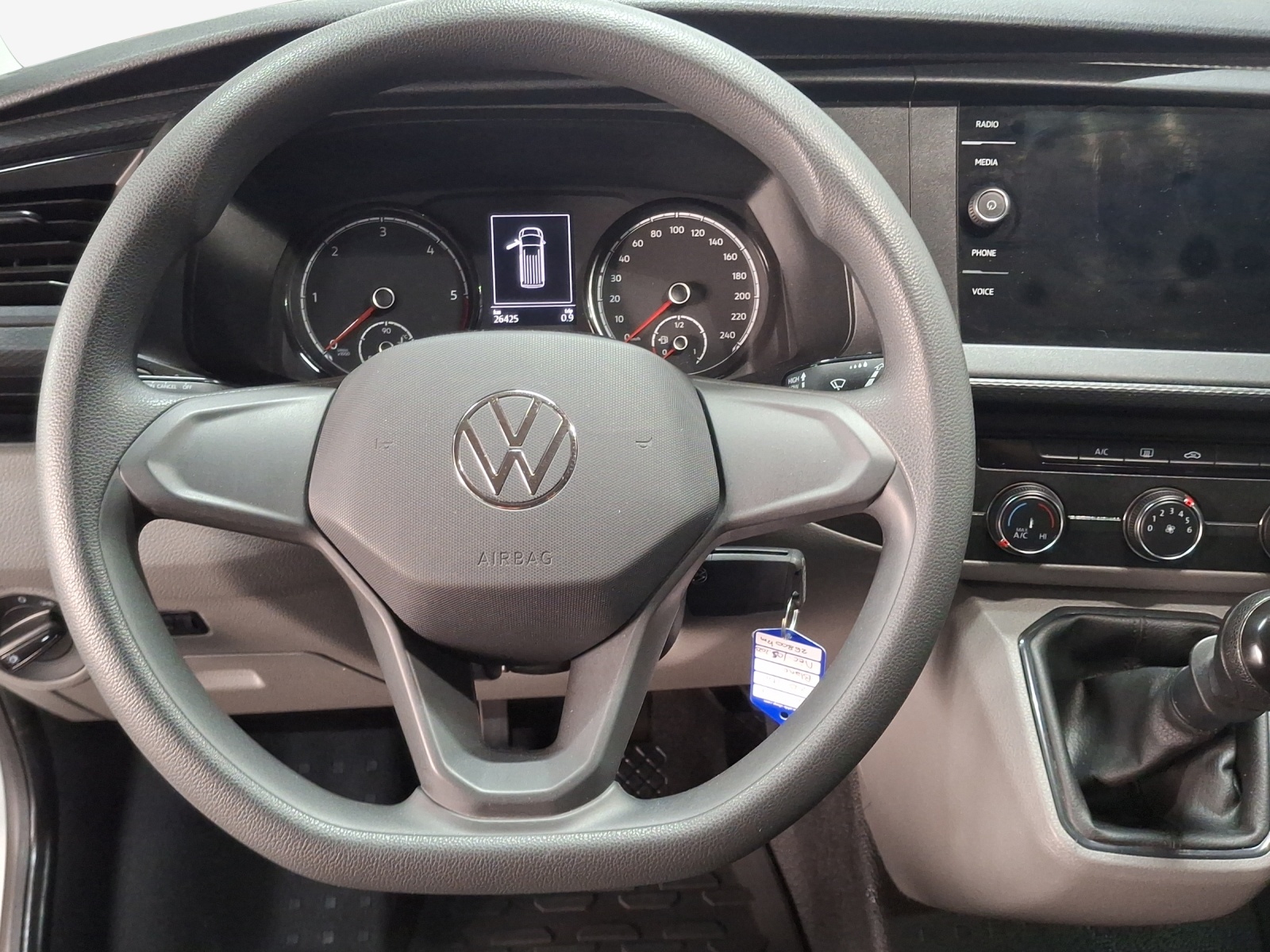 VW T6.1 2.0 TDI-image-9