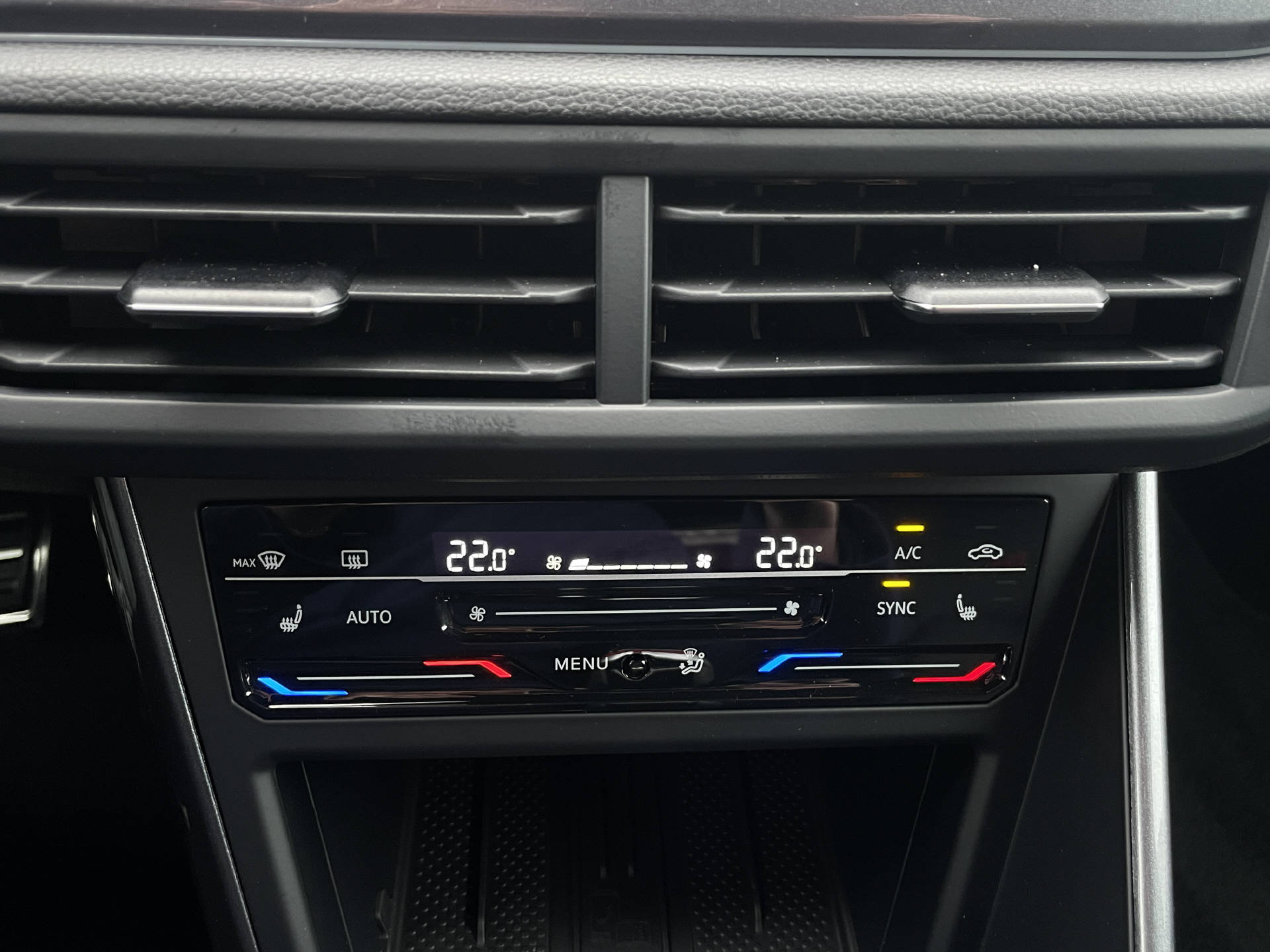 VW Polo 2.0 TSI GTI DSG-image-15