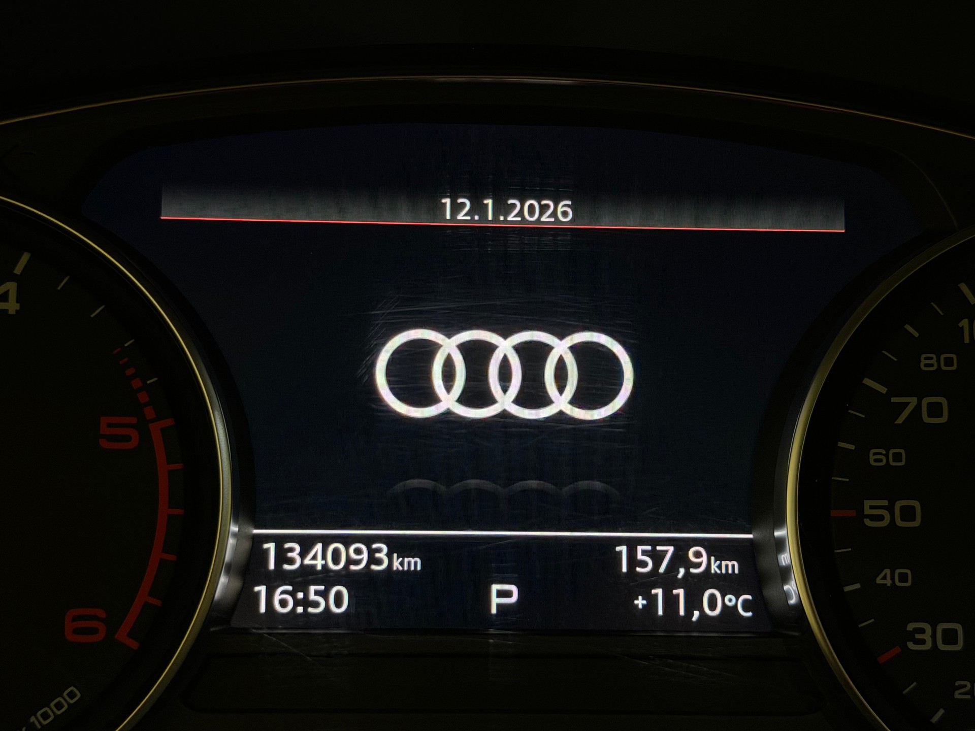 AUDI A4 Avant 40 TDI advanced quattro S-tronic-image-29