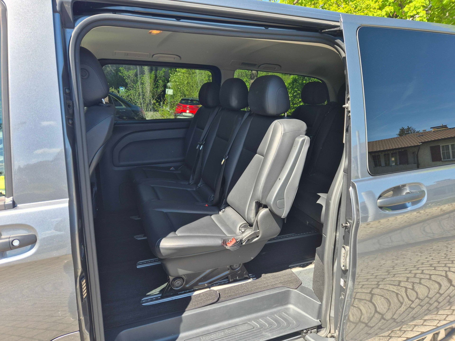 MERCEDES-BENZ Vito 114 CDI Extralang Pro Tourer 4Matic9G-Tronic-image-6