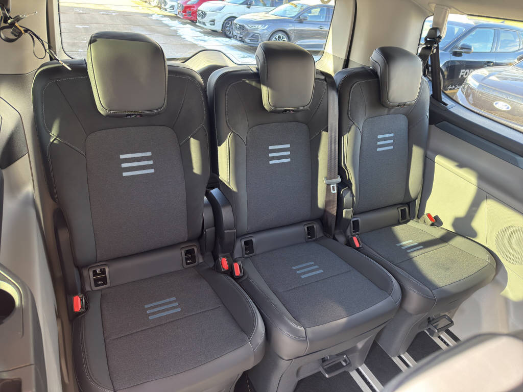 FORD Tourneo Custom 320 L1 2.0 EcoBlue 170 Active 4x4-image-12
