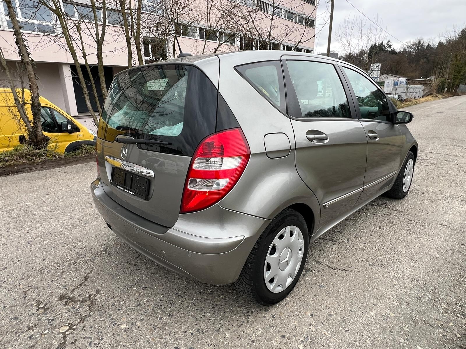 MERCEDES-BENZ A 150 Brabus Frisch ab MFK 11.02.2026-showroom-element-3