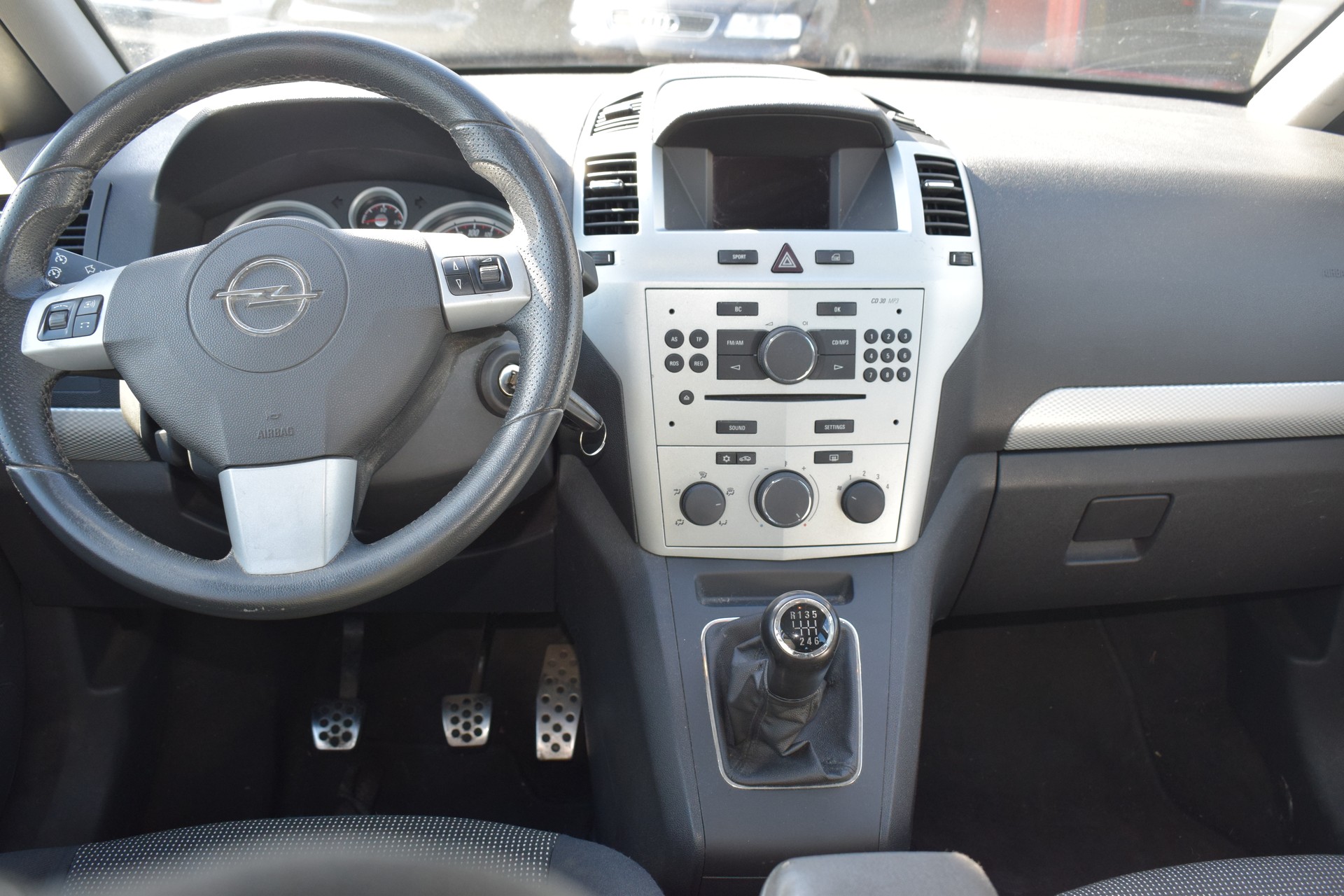 OPEL Zafira 1.9 CDTI Sport-image-3