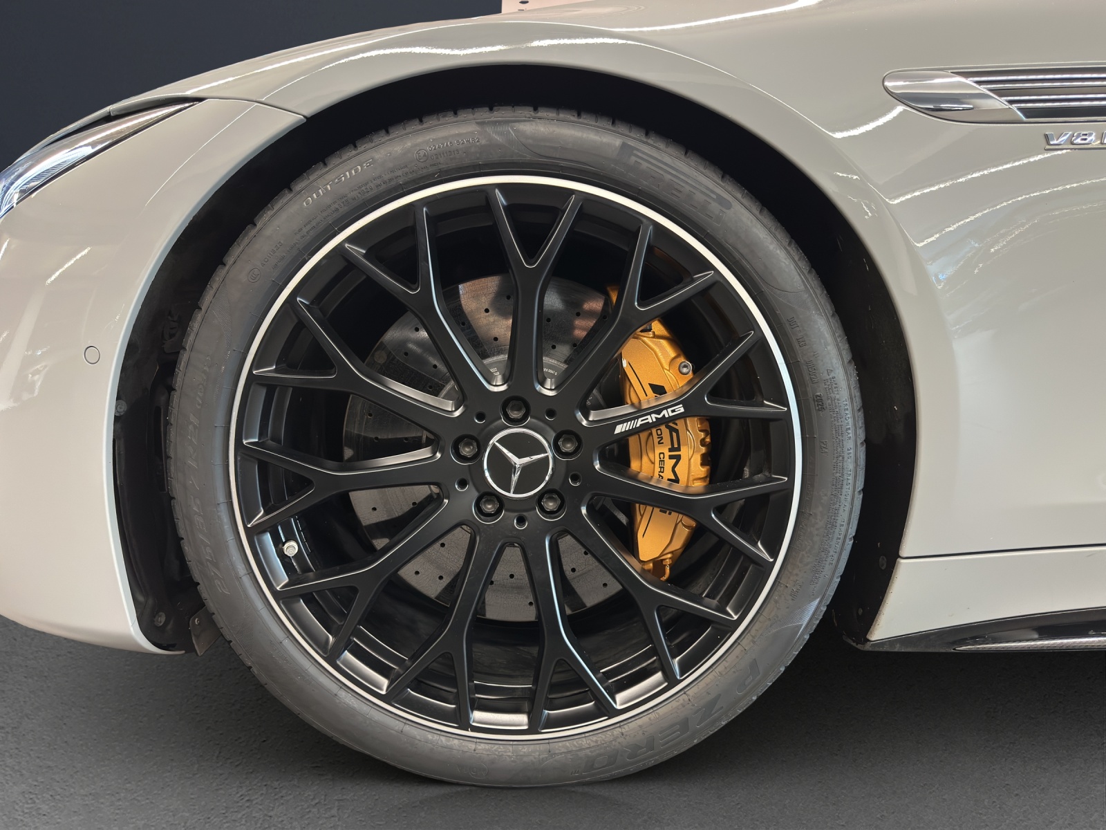 MERCEDES-BENZ AMG SL 63 4M MCT-image-12