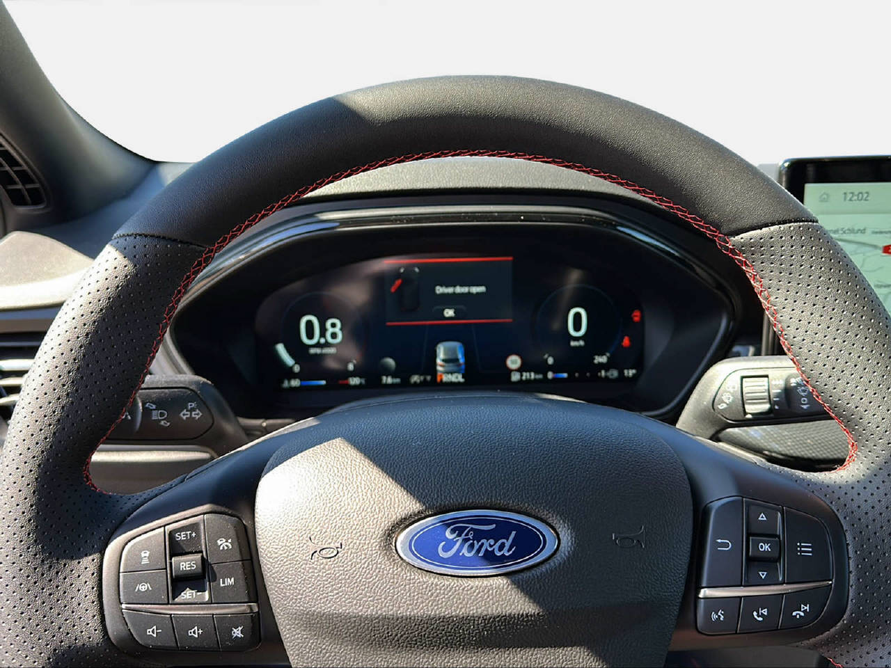 FORD Focus Station Wagon 1.0i EcoB Hybrid 155 ST-Line X-image-10