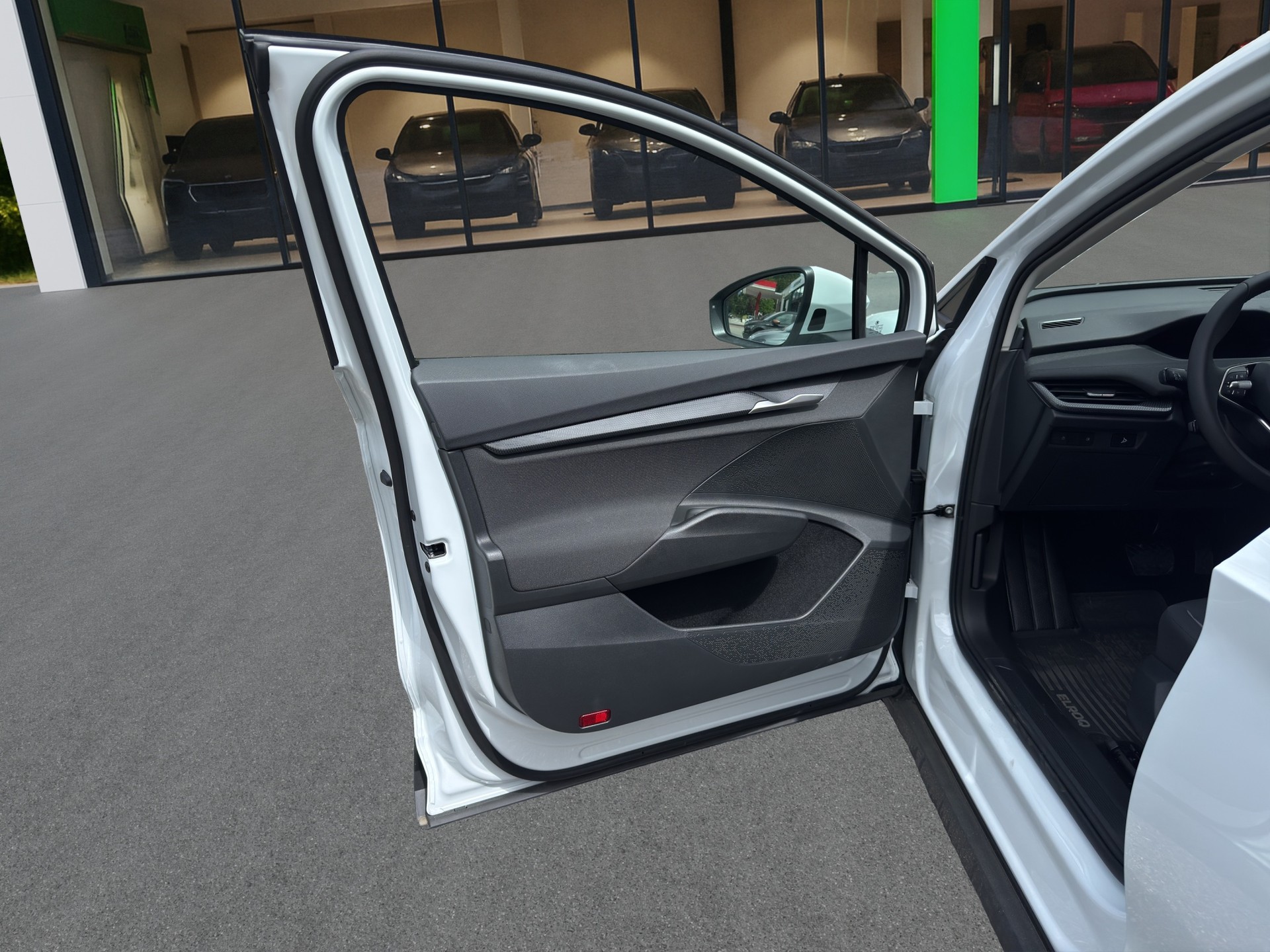 SKODA Elroq 60-image-16