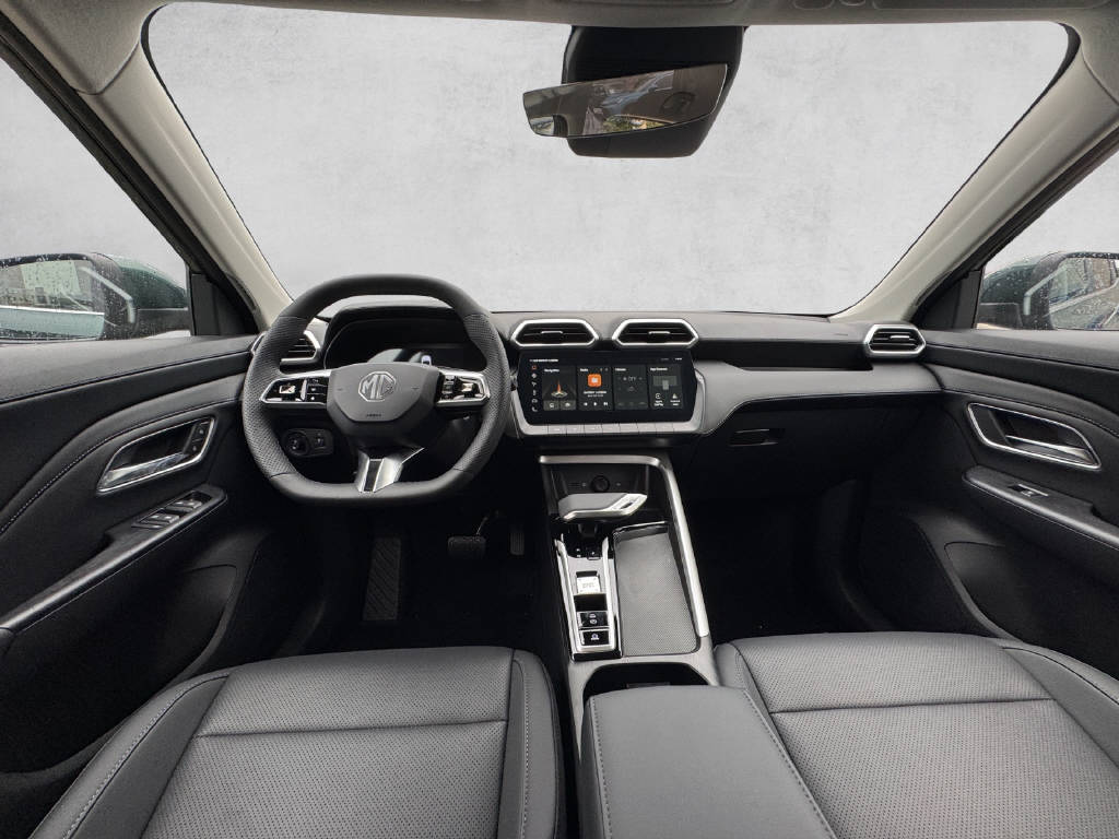 MG ZS 1.5 Hybrid+ Luxury-image-8