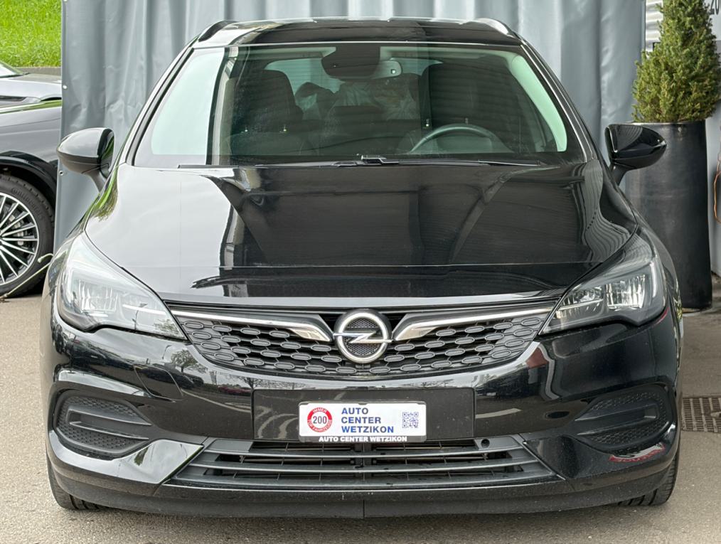 OPEL Astra Sports Tourer 1.2i Turbo Edition-image-0