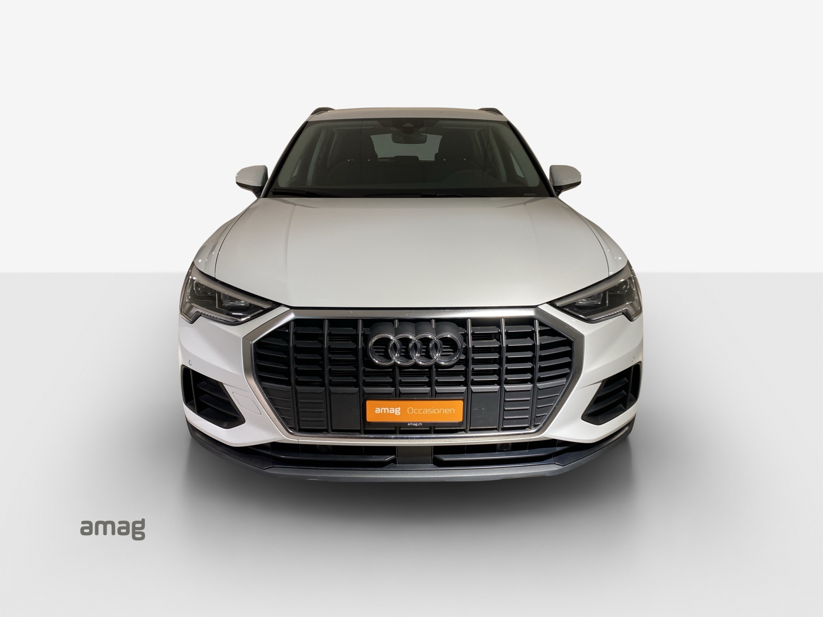 AUDI Q3 35 TDI quattro S-tronic-image-6