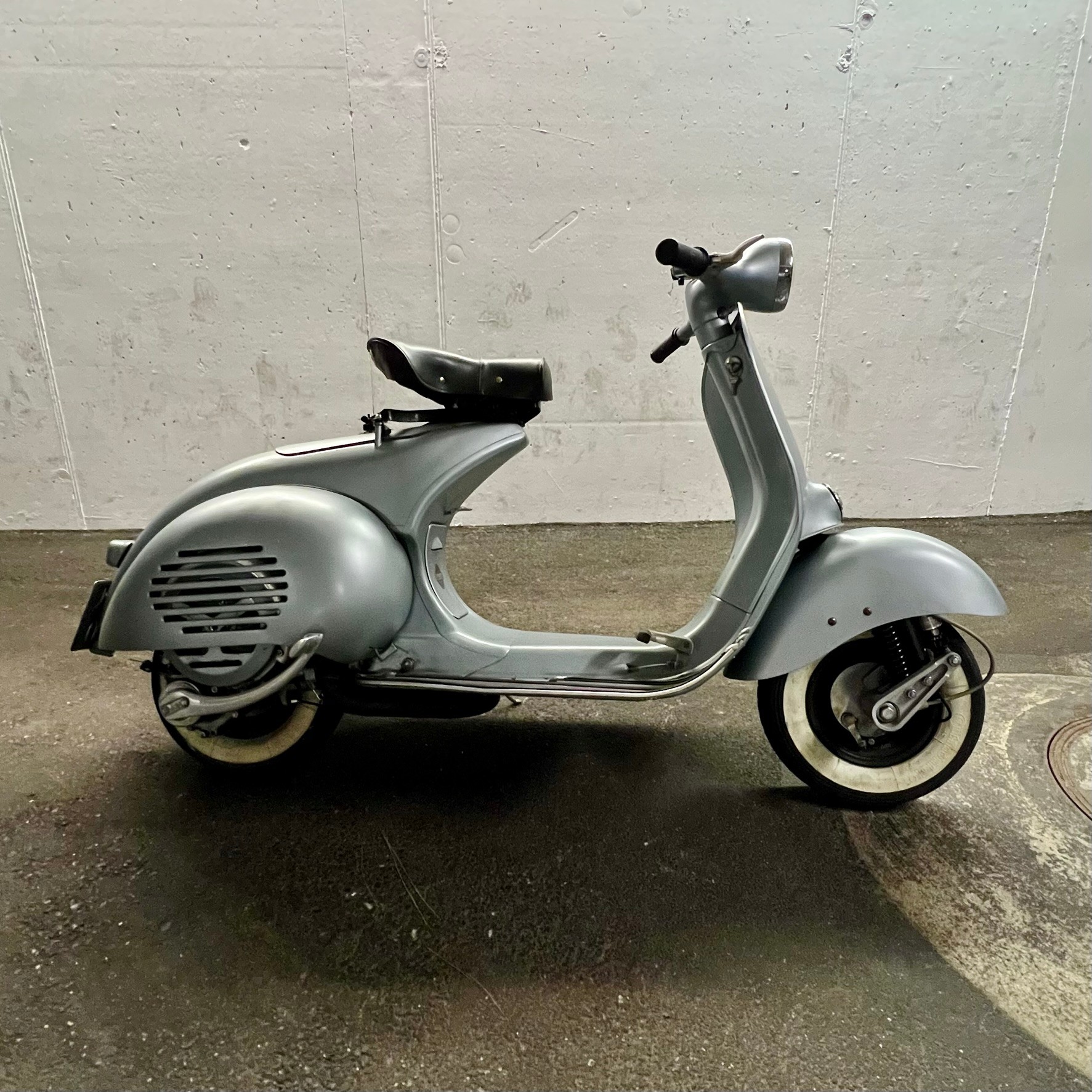 PIAGGIO VB1 150 TOURIST-image-2