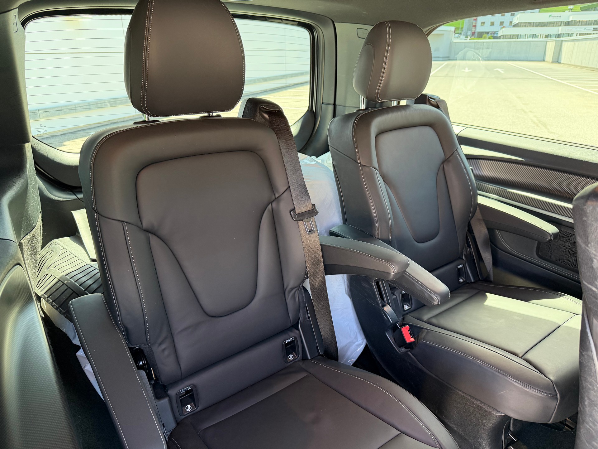 MERCEDES-BENZ V 300 d lang Swiss Edition 4Matic 9G-Tronic-image-19