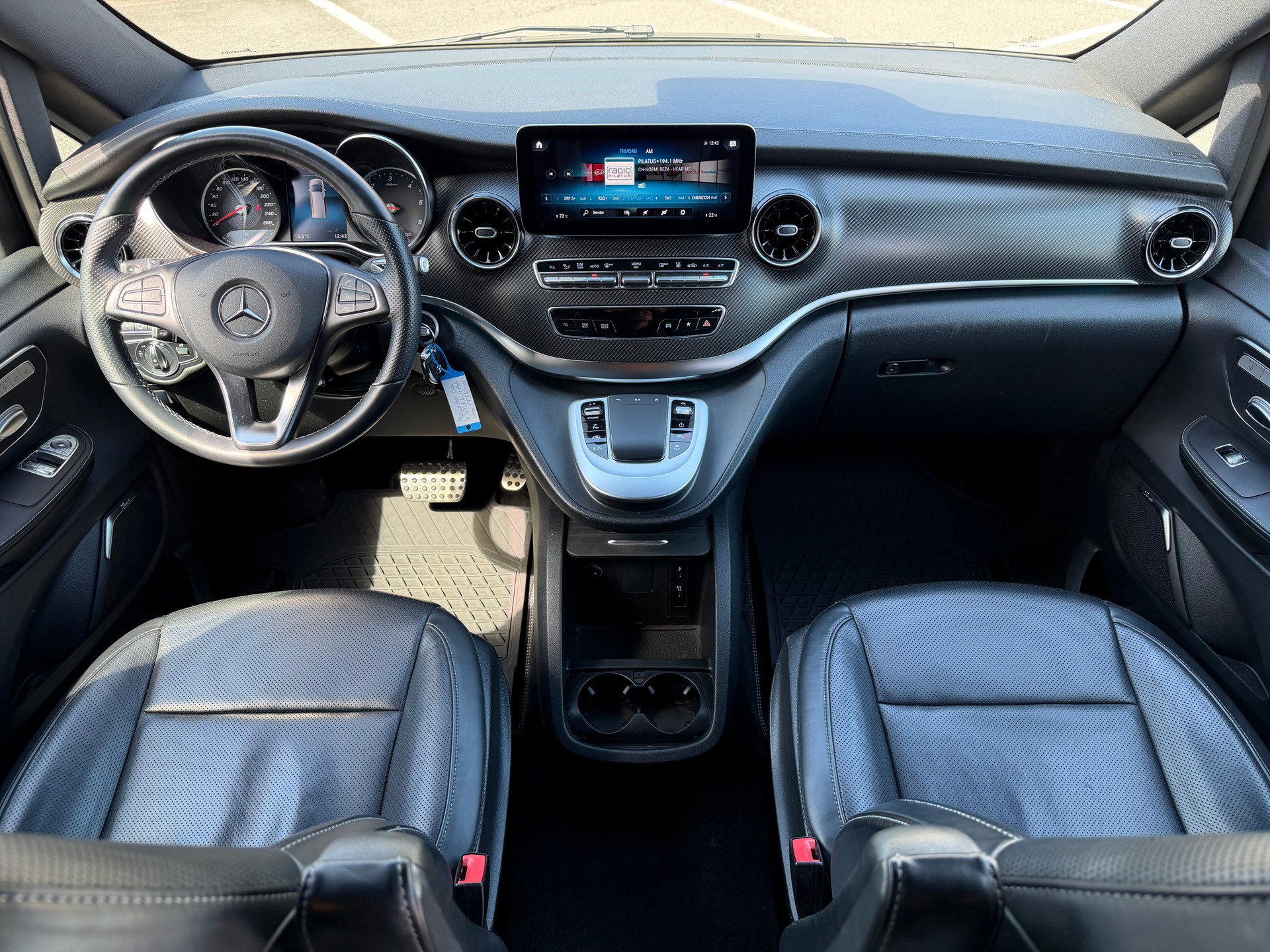 MERCEDES-BENZ V 300 d lang Swiss Edition 4Matic 9G-Tronic-image-20