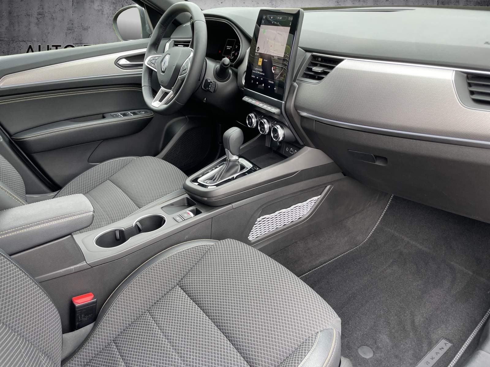 RENAULT Arkana 1.3 TCe 140PS Techno EDC-image-8