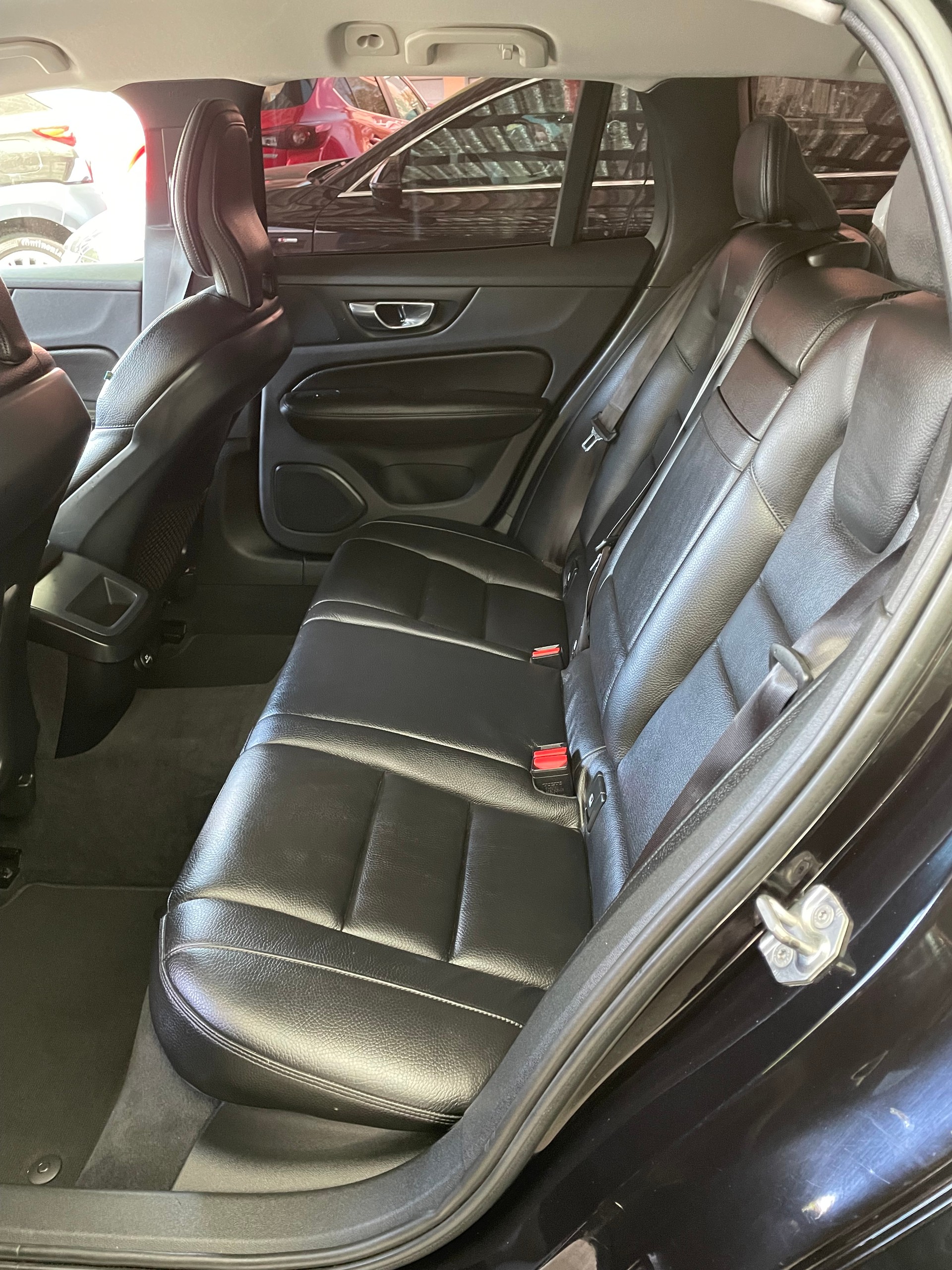 VOLVO V60 D4 Inscription Geartronic-image-8